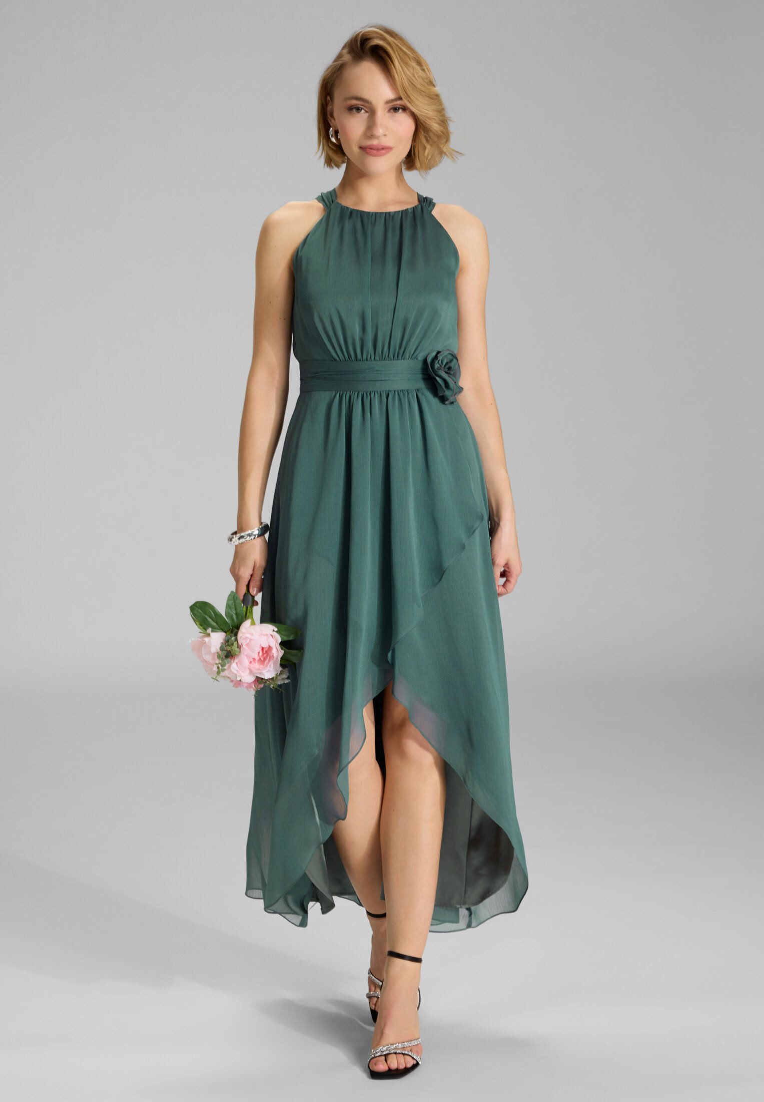 SWING Abendkleid Figurbetonte Passform mit fließendem Rockteil günstig online kaufen