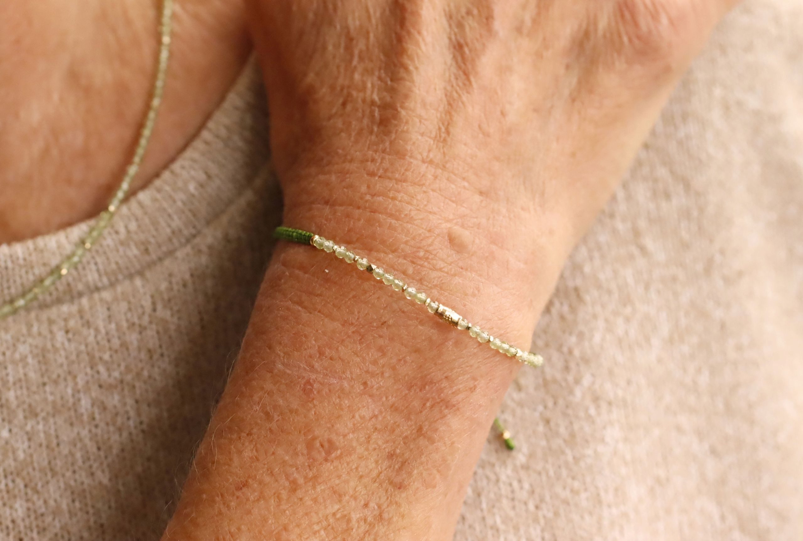 SILBERMOOS Silberarmband Fein-gefädeltes Peridot-Armband mit Shamballa-Verschluss, 925 Sterling Silber