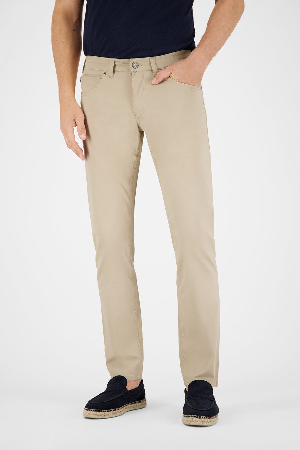 Atelier GARDEUR Loose-fit-Jeans BILL-3-412941-14 Modern Fit Hose braun beige Elastischer Baumwollmix mit 50% Bio-Baumwolle für hohen Tragekomfort