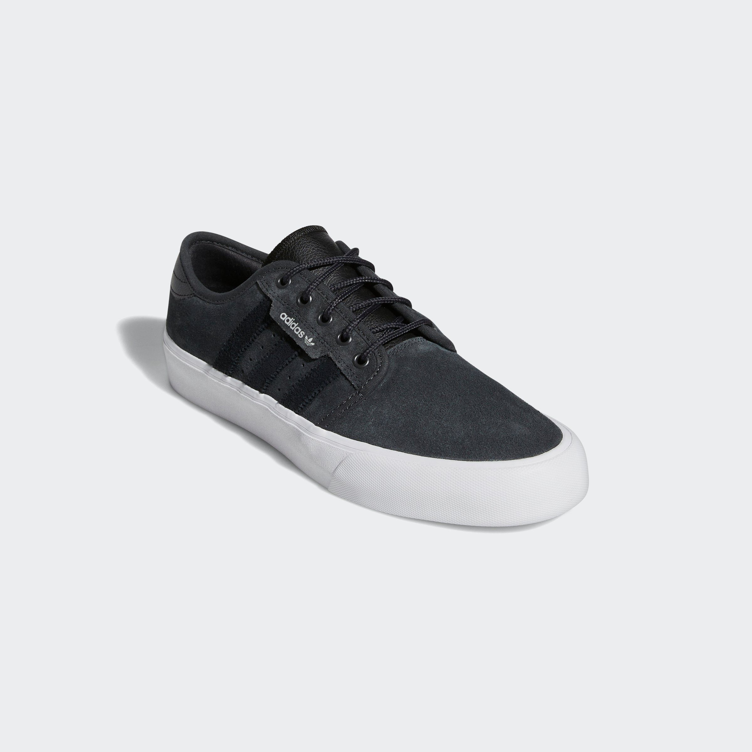 adidas Originals SEELEY XT Sneaker, Ein klassischer Schuh mit Skate-Vibe  aus cleanem Leder.