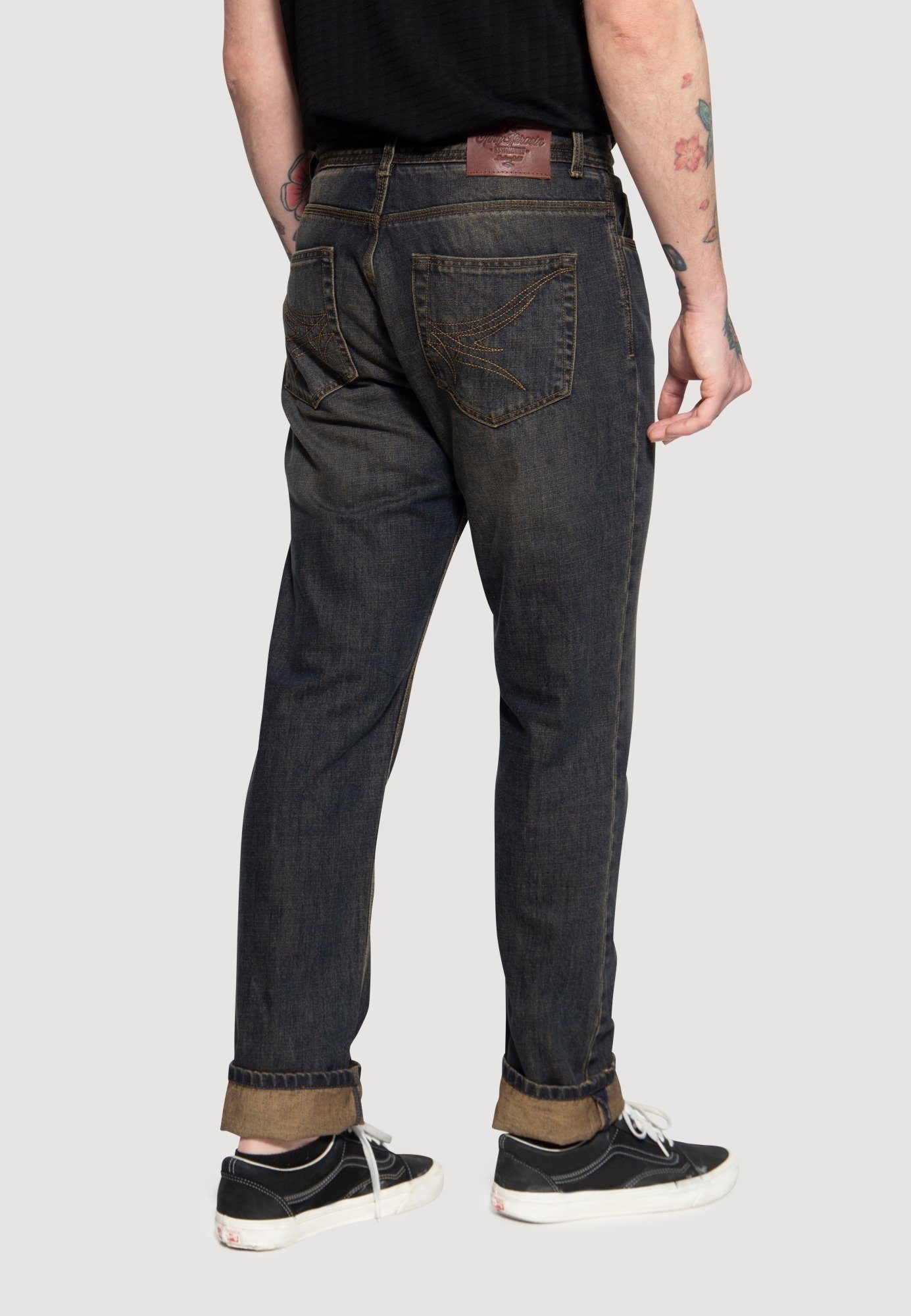 KingKerosin Gerade Jeans Scott Wash Tint