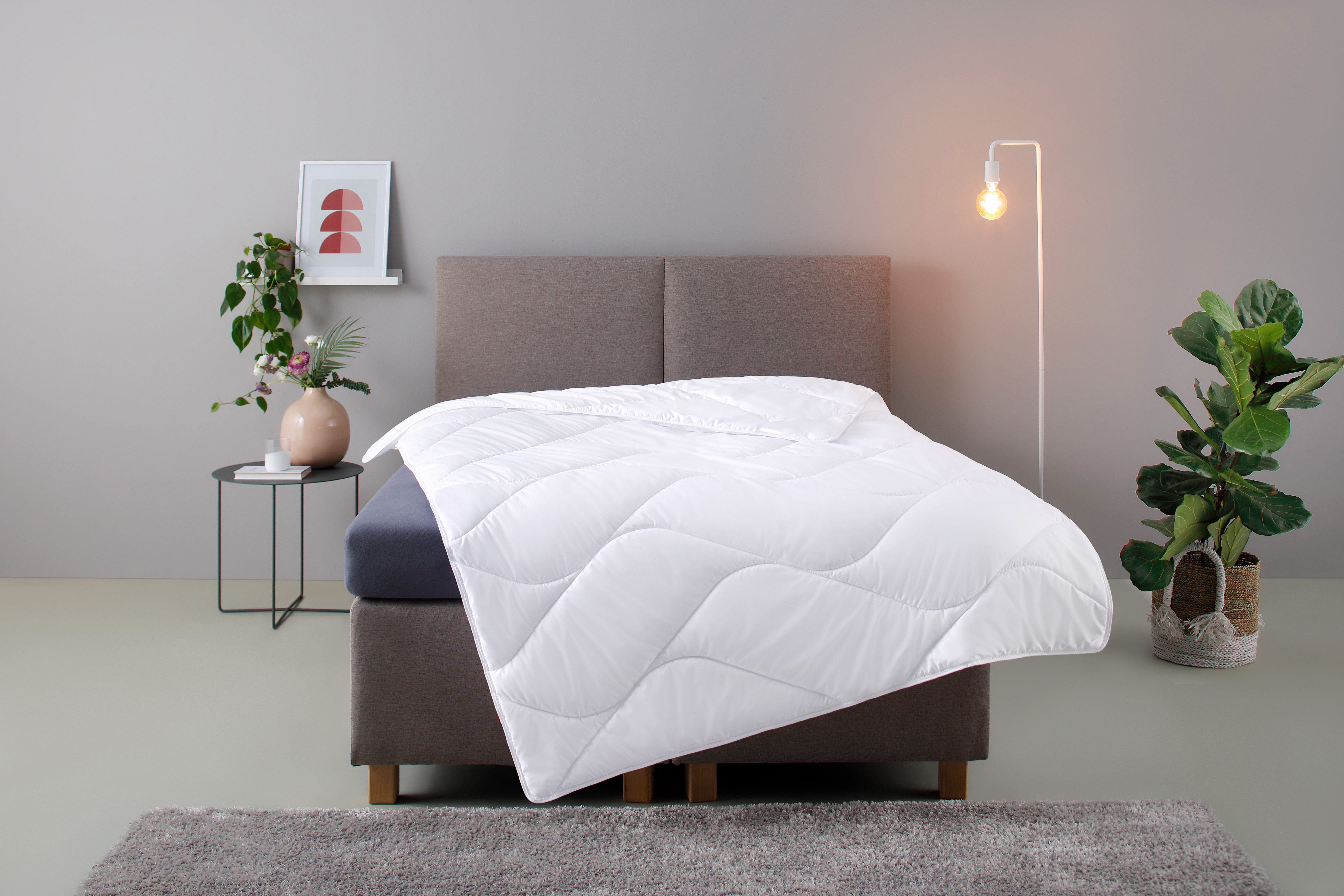 OTTO home Kunstfaserbettdecke Fantasy, Füllung: aus recycelten Polyester, Bezug: Polyester oder ökologisches Polyester, Bettdecken, in 2 Bezugsqualitäten für Sommer, Winter