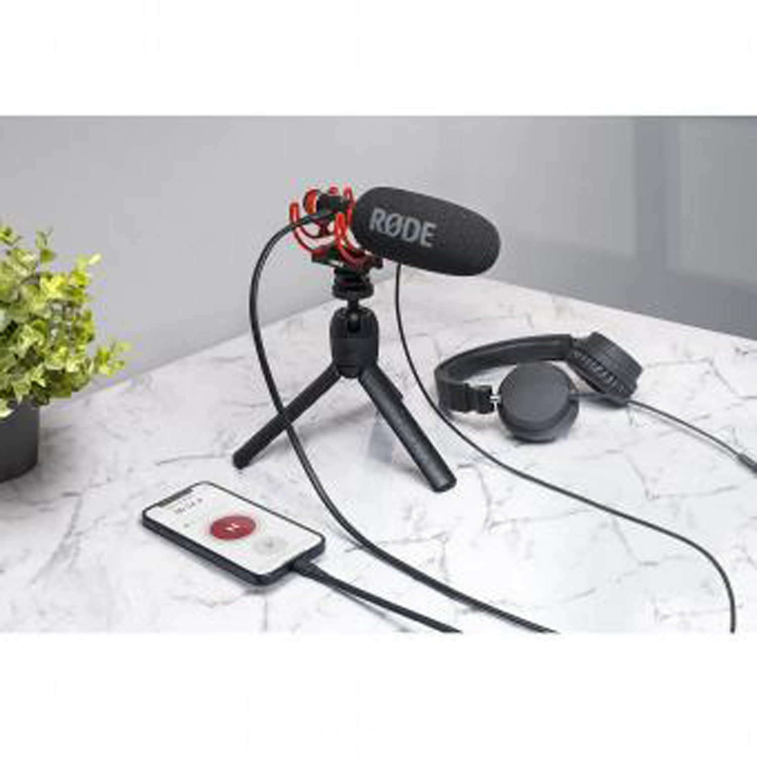 RØDE Rode SC19 USB-C zu Lightning Kabel Audio-Adapter USB-C zu Lightning, 150 cm, Hochwertig-robustes und gut abgeschirmtes Kabel