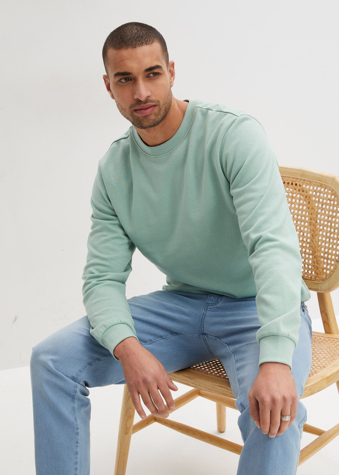 bonprix Sweatshirt Regular Fit, mit Rundhalsausschnitt, weich angeraute Innenseite