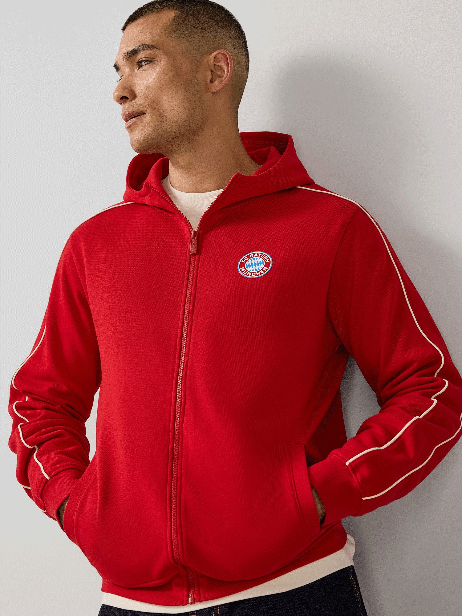 FC Bayern München Kapuzensweatjacke FC Bayern München, Zip-Hoodie Essentials, Herren, Rot