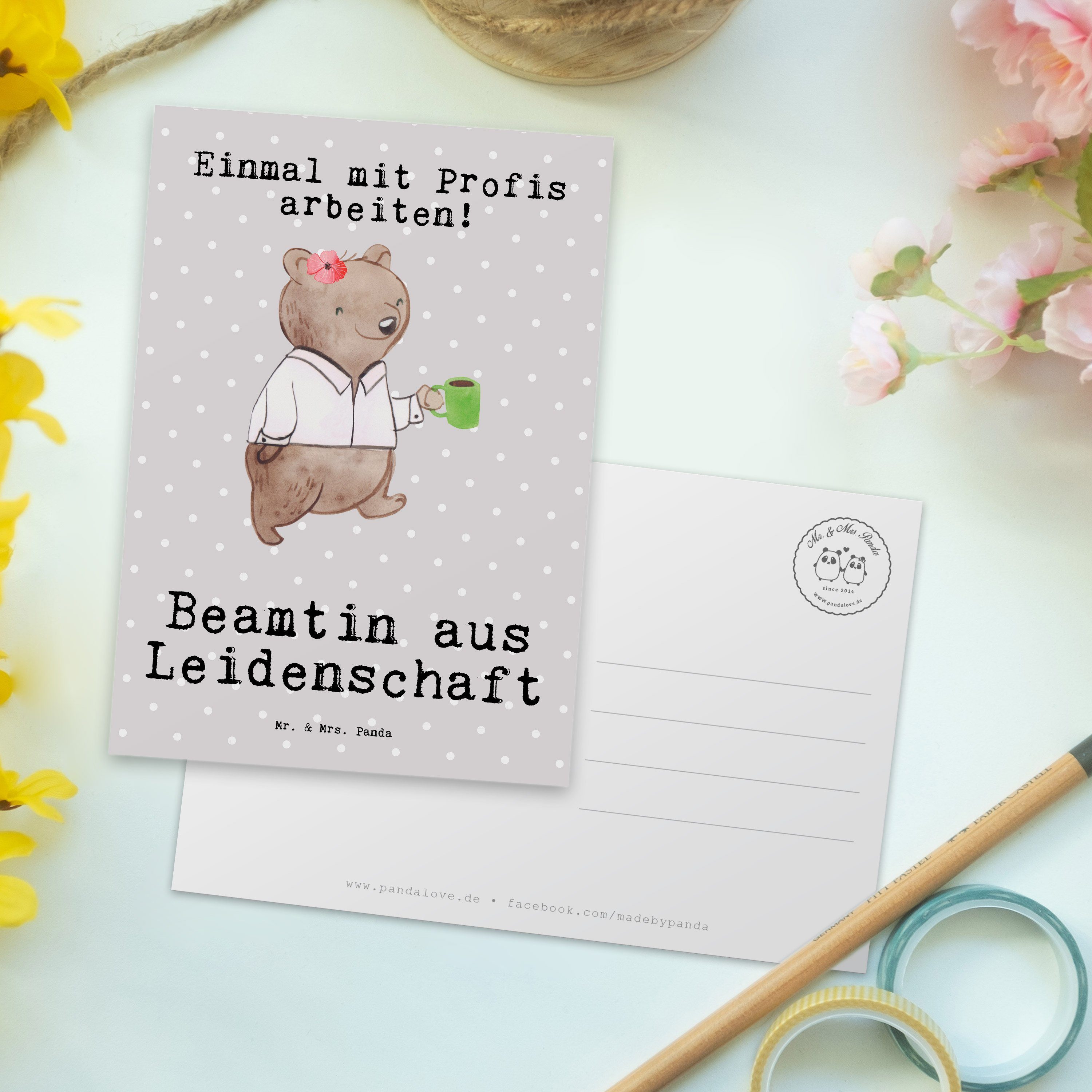 Grau Dien öffentlicher Postkarte Mrs. Pastell Leidenschaft Panda Geschenk, - Beamtin aus & Mr. -