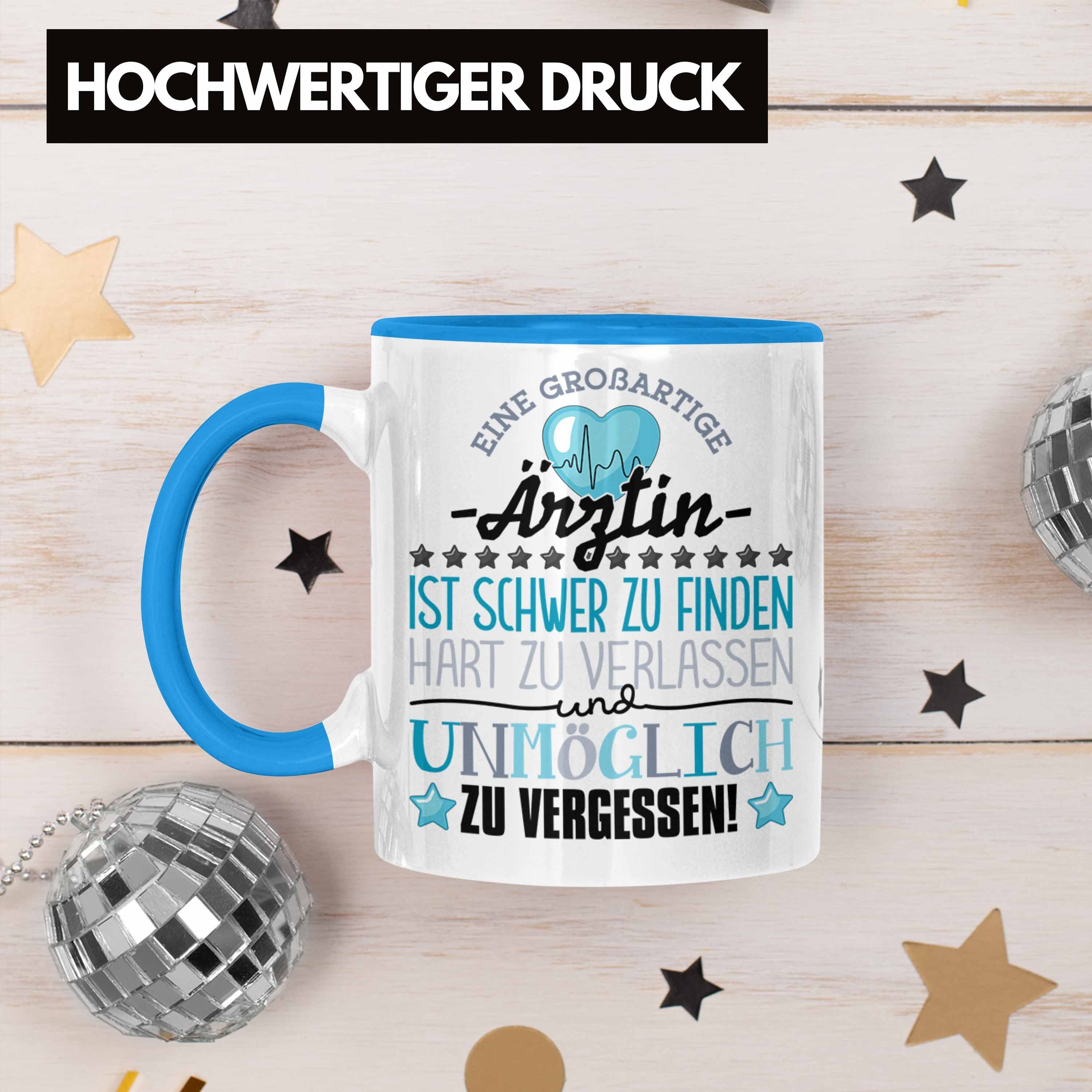 Trendation Tasse Trendation - Tasse Dan Blau Ärztin Abschied Abschiedsgeschenk Ärztin Spruch