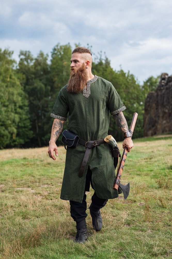 Leonardo Carbone Wikinger-Kostüm Wikinger Kurzarmtunika mit Bordüre "Richard" Grün