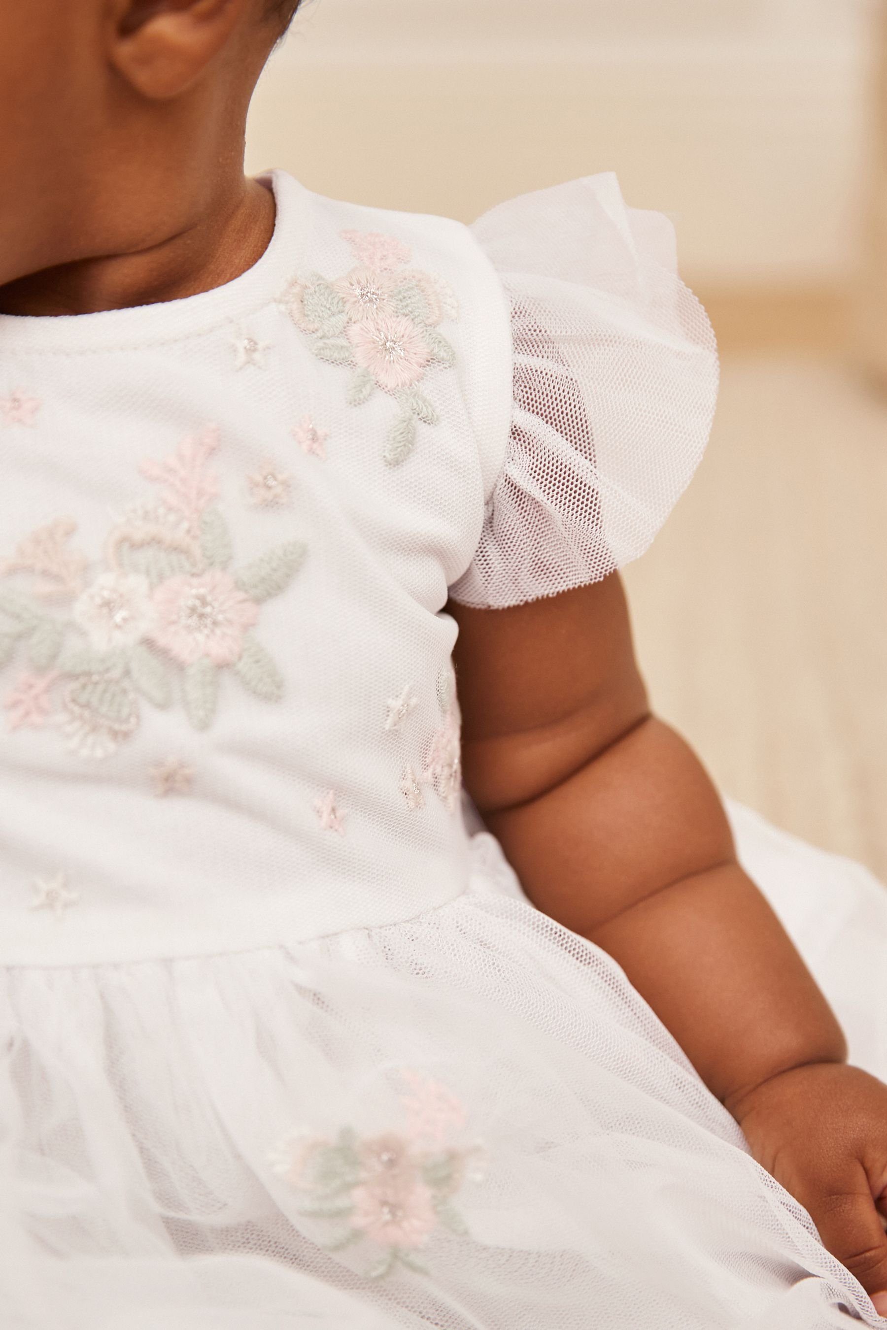Next Tüllkleid Verziertes Babykleid mit Mesh (1-tlg) White
