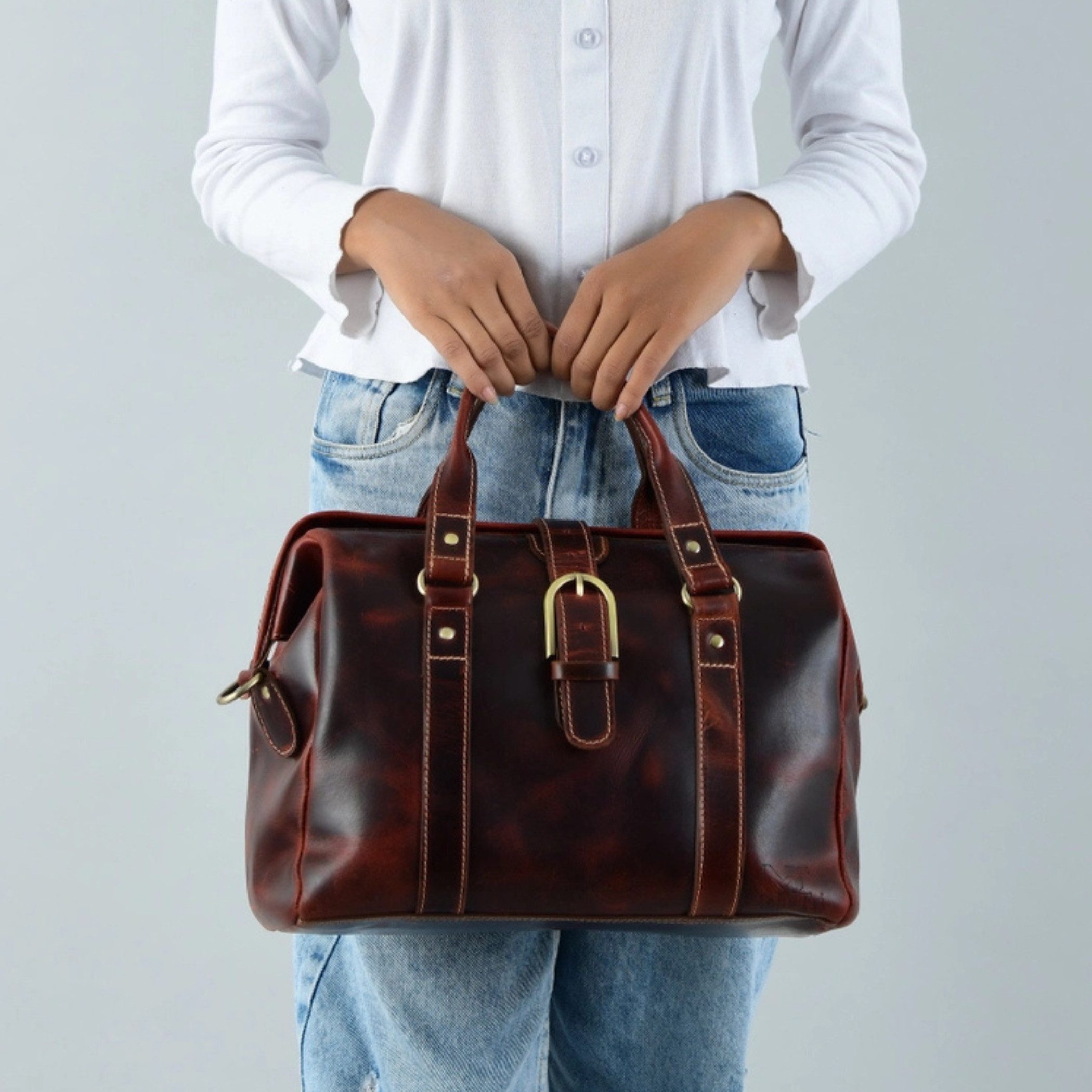 Ella Eisvogel Henkeltasche Echtleder Henkeltasche– große Leder Handtasche Damen, Elegante Ledertasche mit Schultergurt für Büro, Alltag und Reisen