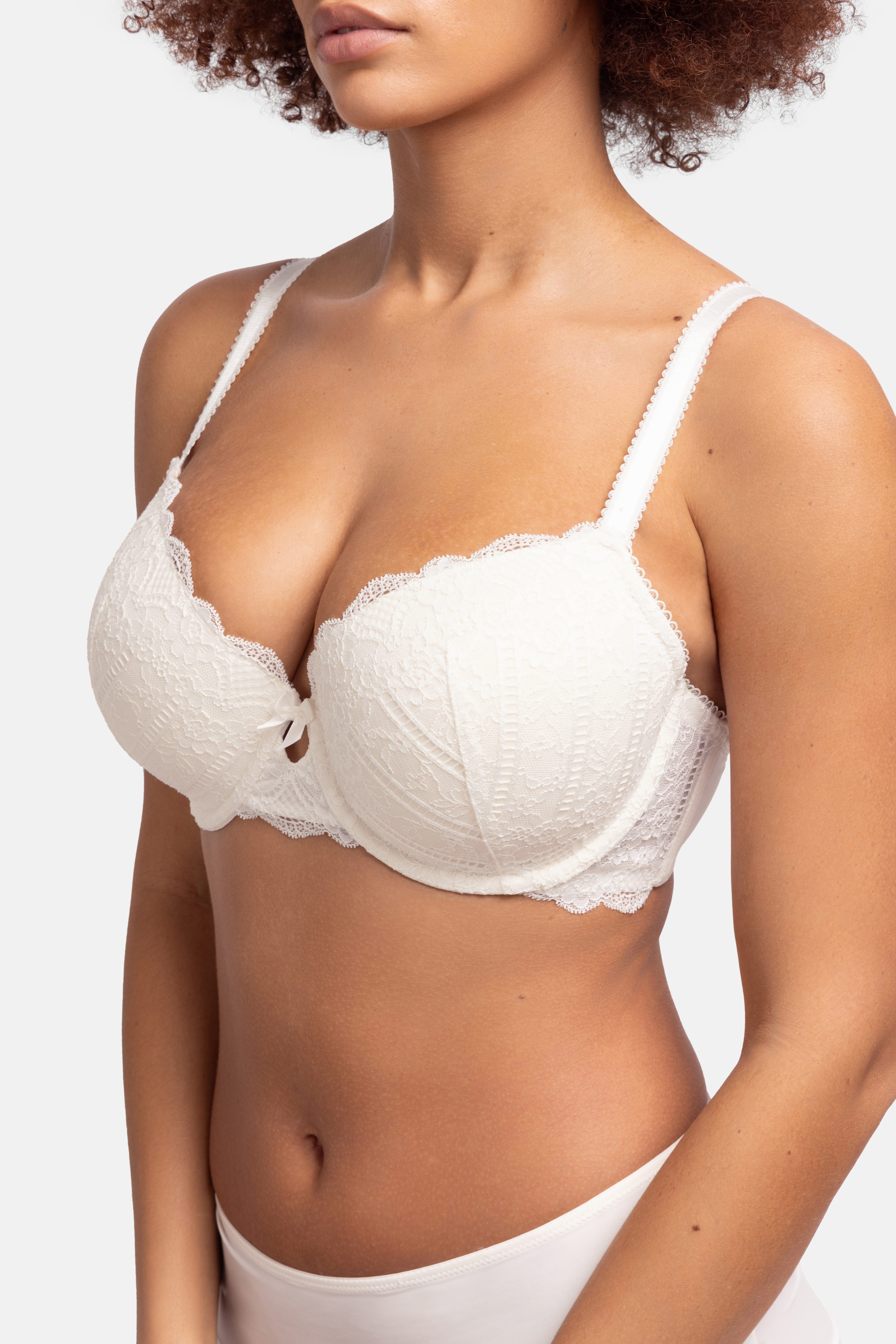 Dorina Bügel-BH Celine Mikrofaser-Rückenflügel mit Power-Mesh, Curve
