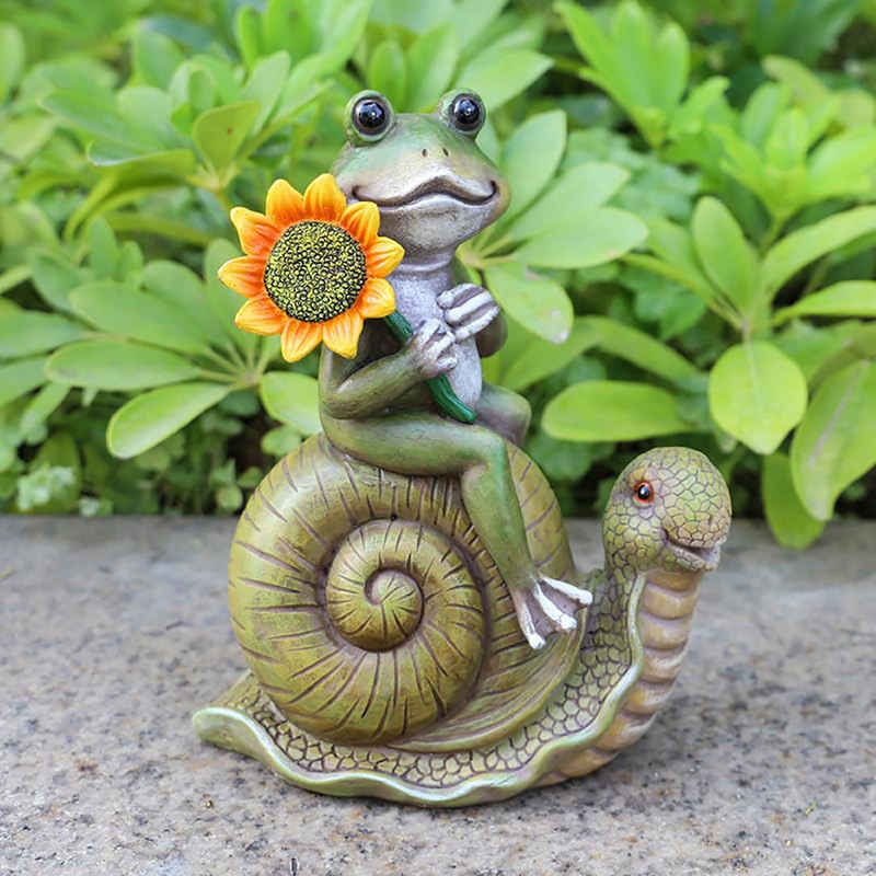 Mrichbez Gartenfigur Outdoor-Dekoration niedlicher Frosch, (1 St., für Terrasse, Hof, Rasen-Ornamente), sitzt auf Schnecke Frosch, der Sonnenblume hält, Kunstharz-Skulptur