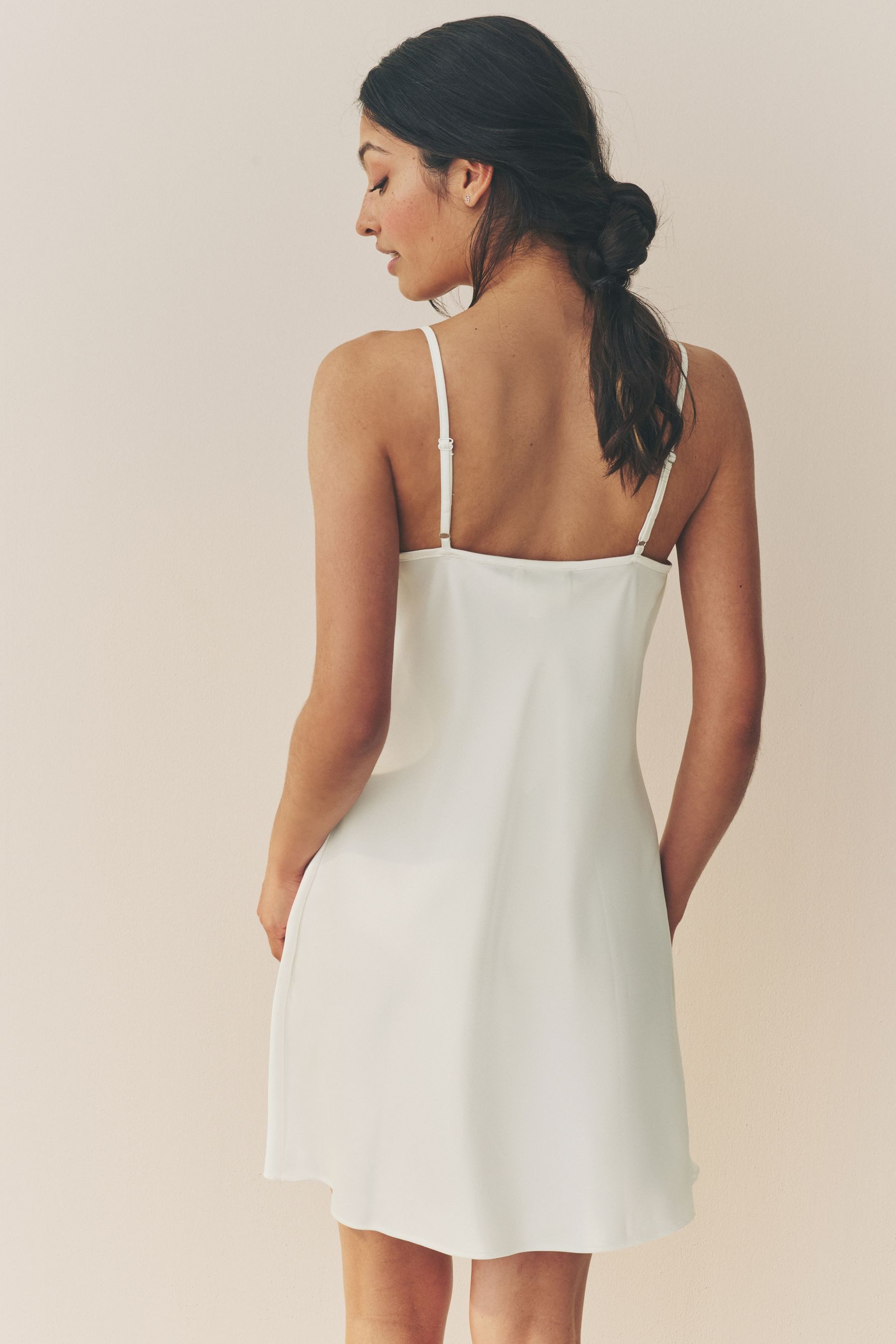Next Nachthemd Satin-Unterkleid für die Braut günstig online kaufen