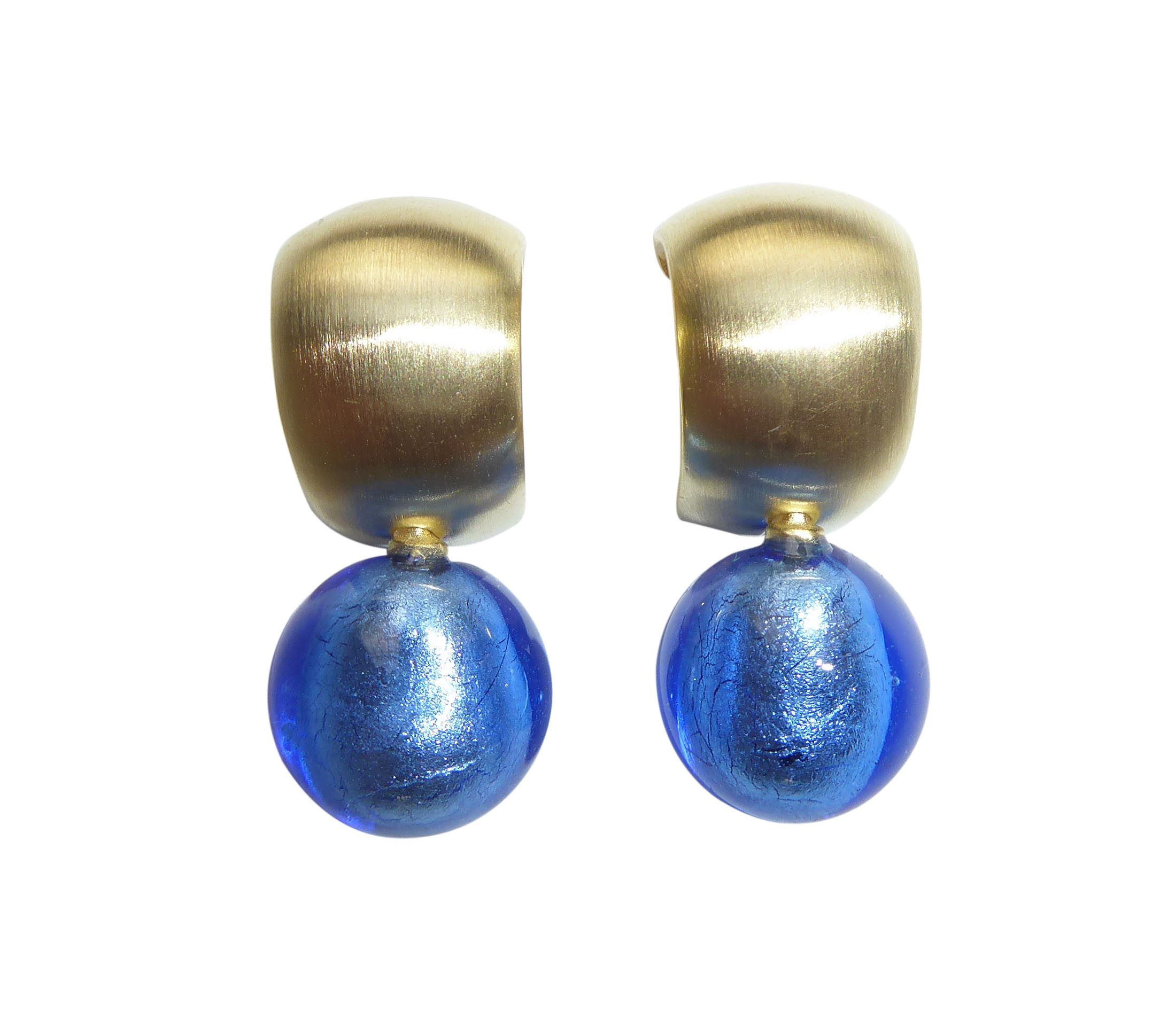 Mugello Paar Ohrclips Murano Clips Creole taubenblau gold-platt. festlich Handarbeit, Creole Goldschmiedearbeit aus Deutschland, Perle echtes Muranoglas