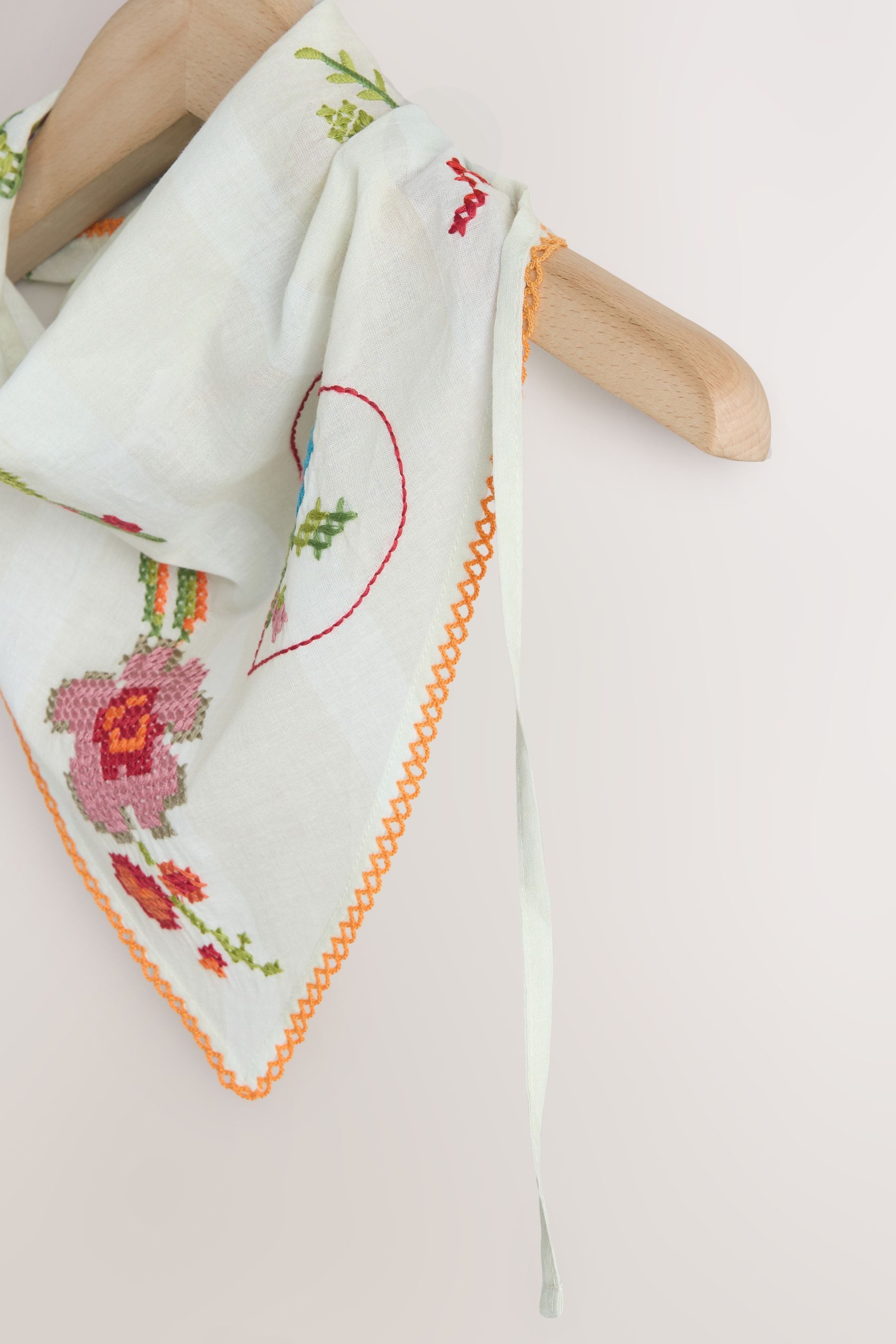 Next Kopftuch Dreieckiges Kopftuch mit Kreuzstichdetail, (1-St)