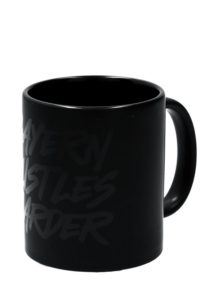 FC Bayern München Tasse FC Bayern München Basketball I Tasse Hustles Harder I Schwarz I 0,3 l, Keramik