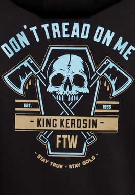 KingKerosin Kapuzensweatjacke Don't Tread mit plakativem Skull Print Backside
