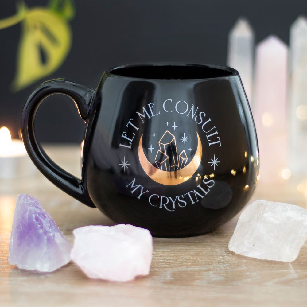 MystiCalls Tasse Tasse mit Aufdruck "Let me consult my crystals" Kristalle Esoterik, 1-tlg., New Bone China, 500ml Fassungsvolumen