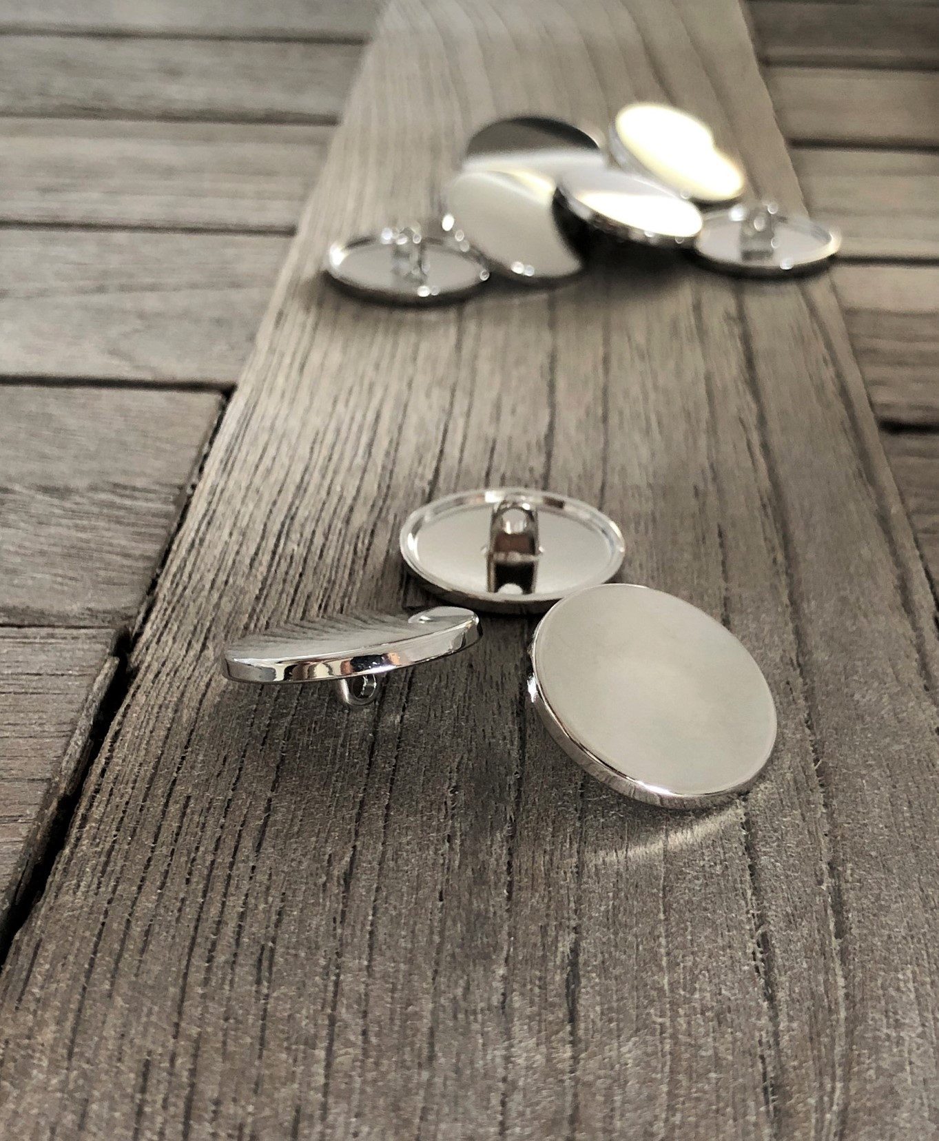 Hartmann-Knöpfe Knopf 10 Stück flache silber glänzende Metall Ösenknöpfe in 6 Größen – Bild 3 von 3