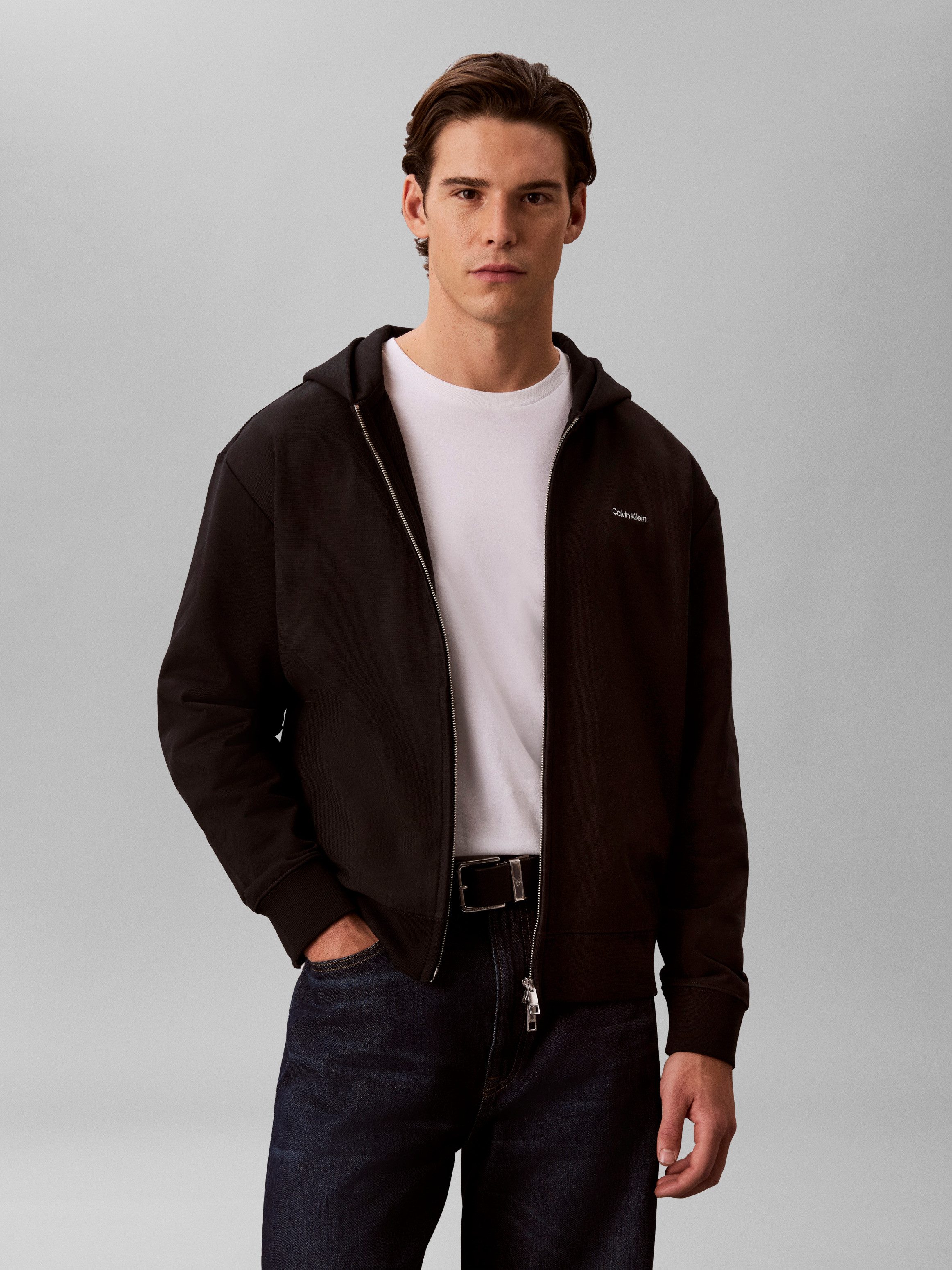 Kapuzensweatjacke