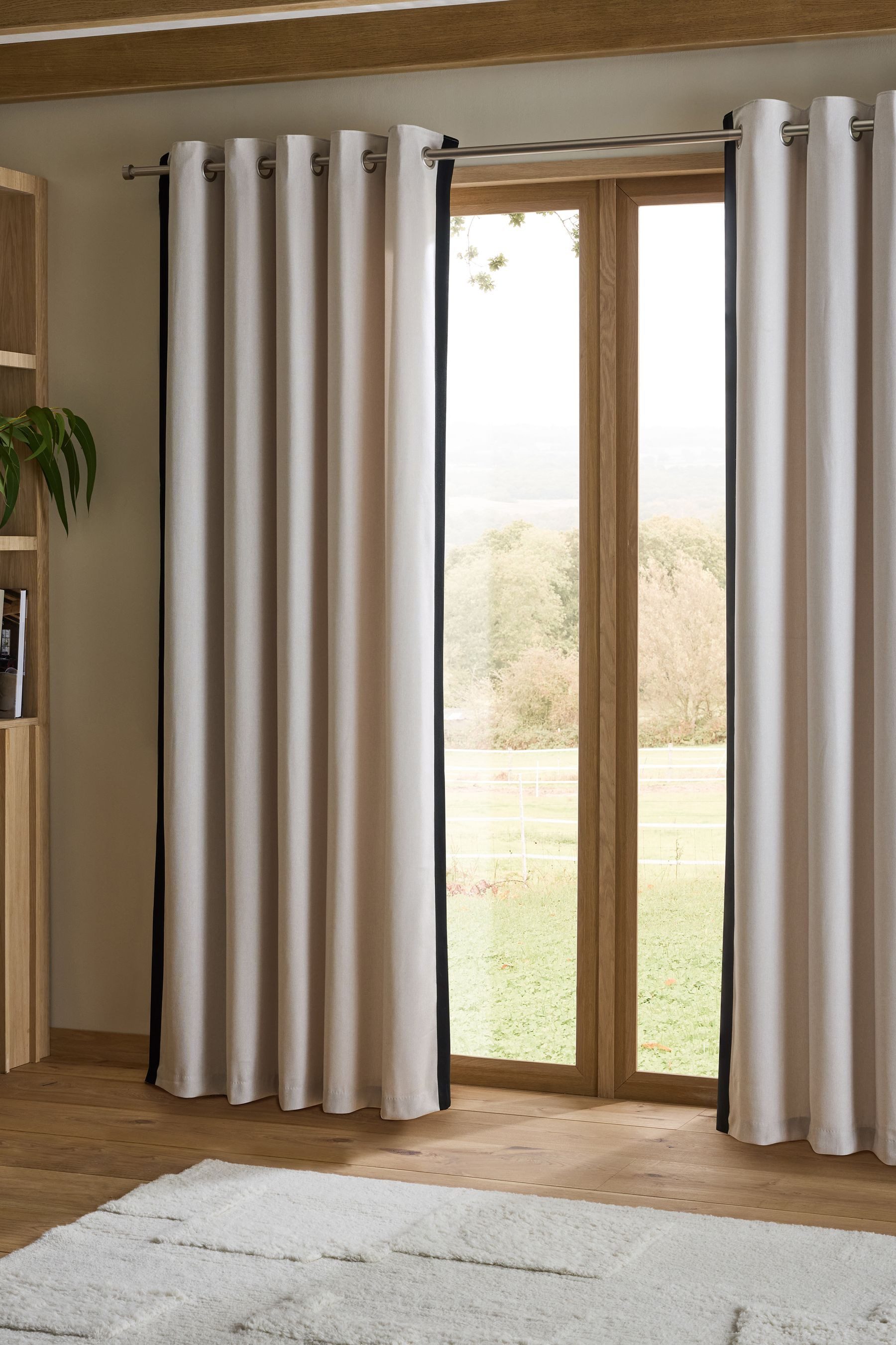 Next Vorhang Gefütterte Ösenvorhänge mit Kontrastbordüre (2 St)