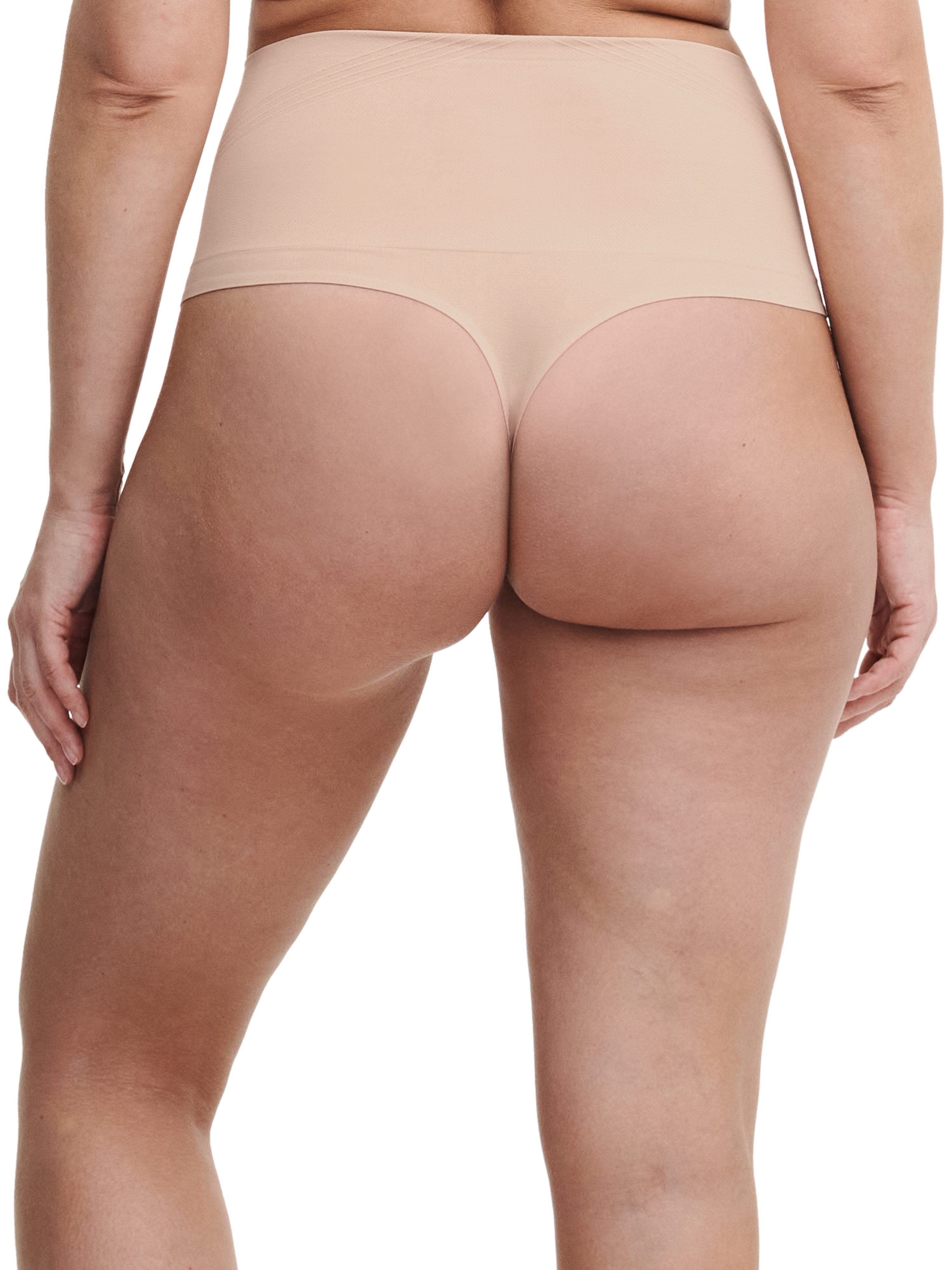 Chantelle Shapingstring SMOOTH COMFORT glättender Effekt, mit hoher Taille