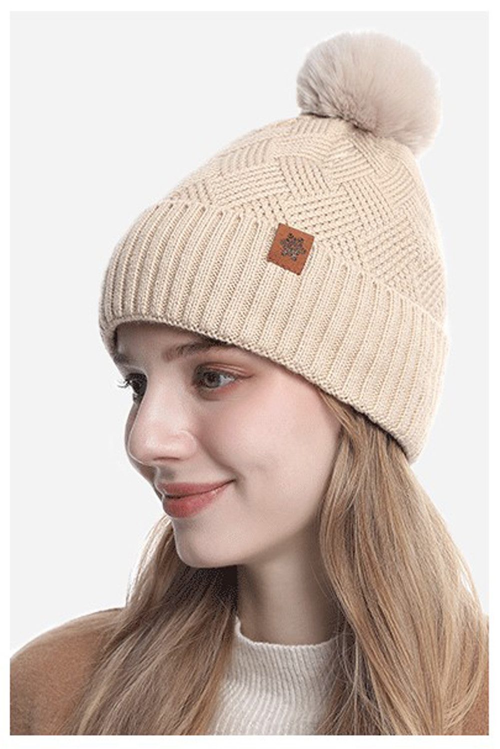 Coonoor Mütze & Schal Damen Winter-Set, Mütze mit Bommel, Schal & Touchscreen-Handschuhe (3-tlg) Fleece gefüttert, warmes 3-in-1 Geschenkset – Bild 3 von 5