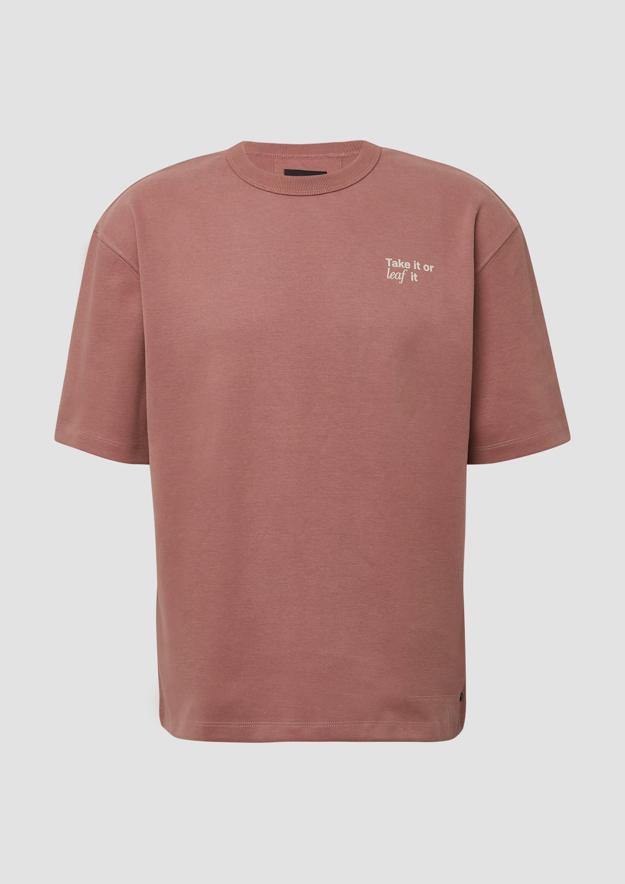 s.Oliver Kurzarmshirt T-Shirt Softes Relaxed-Fit-Shirt aus Heavy Jersey mit Rücken-Artwork