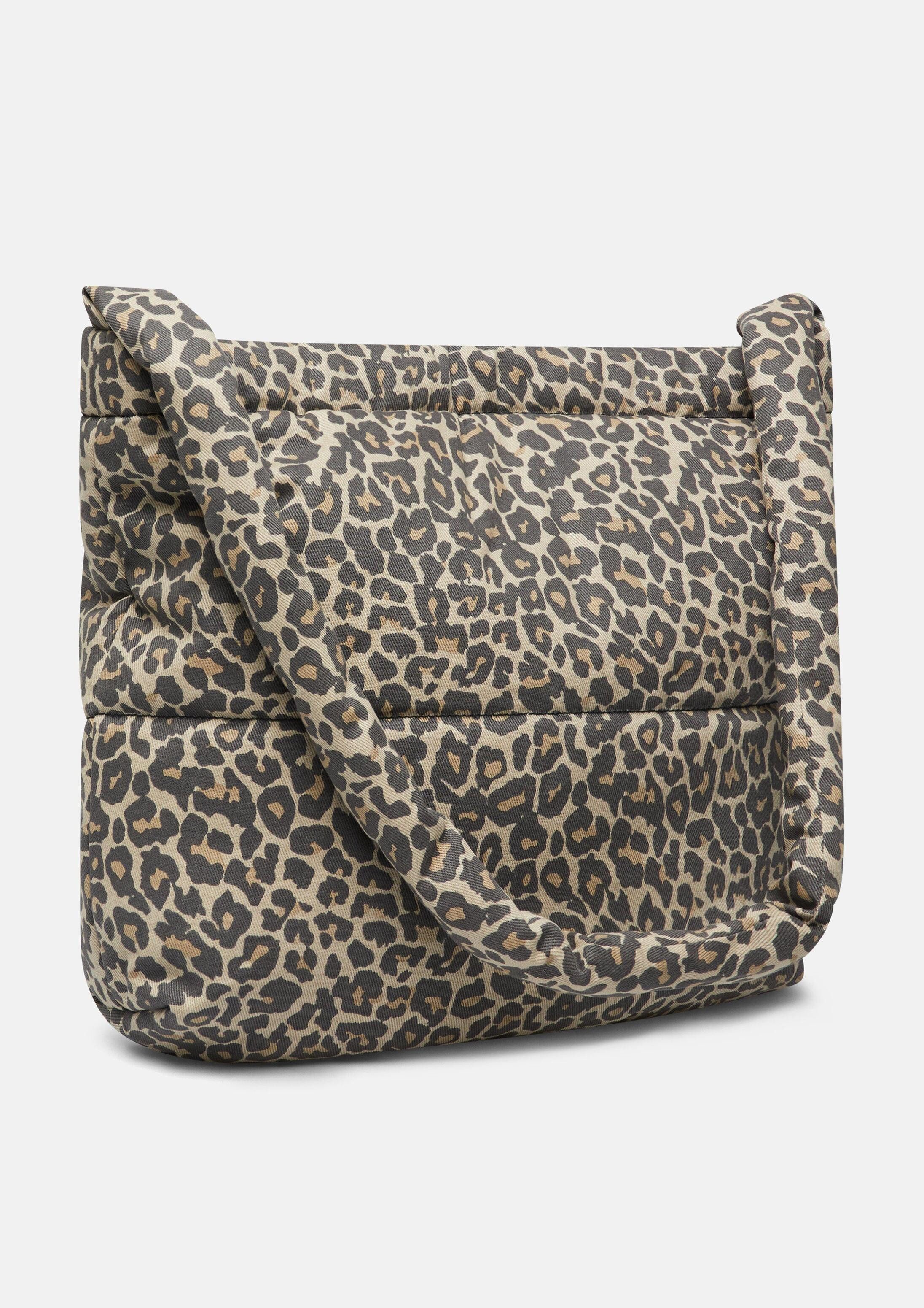 s.Oliver Schultertasche Tasche, Tasche mit Animal-Muster und Magnetverschluss