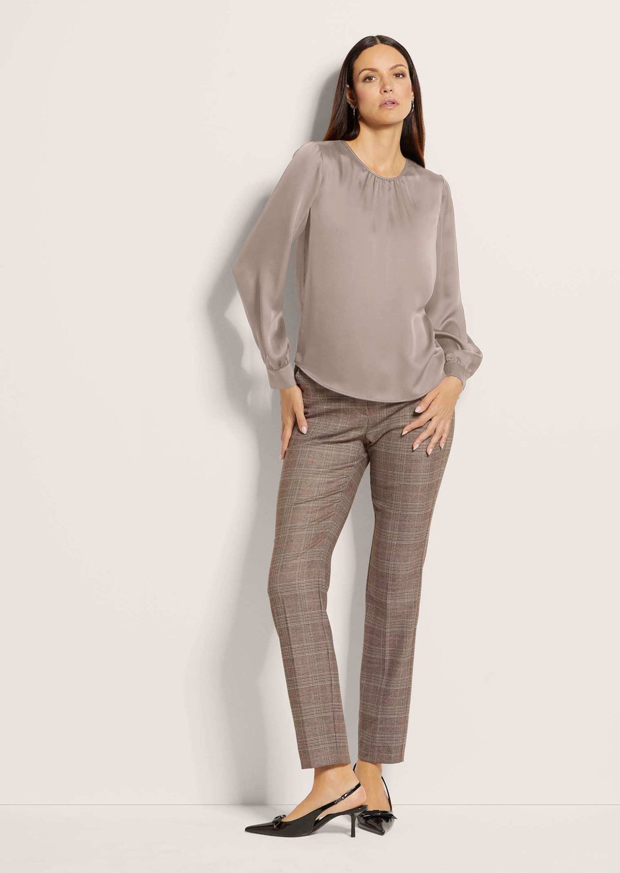 MADELEINE Langarmbluse Raffinierte Faltenbluse mit Rundhalsausschnitt Rundh günstig online kaufen