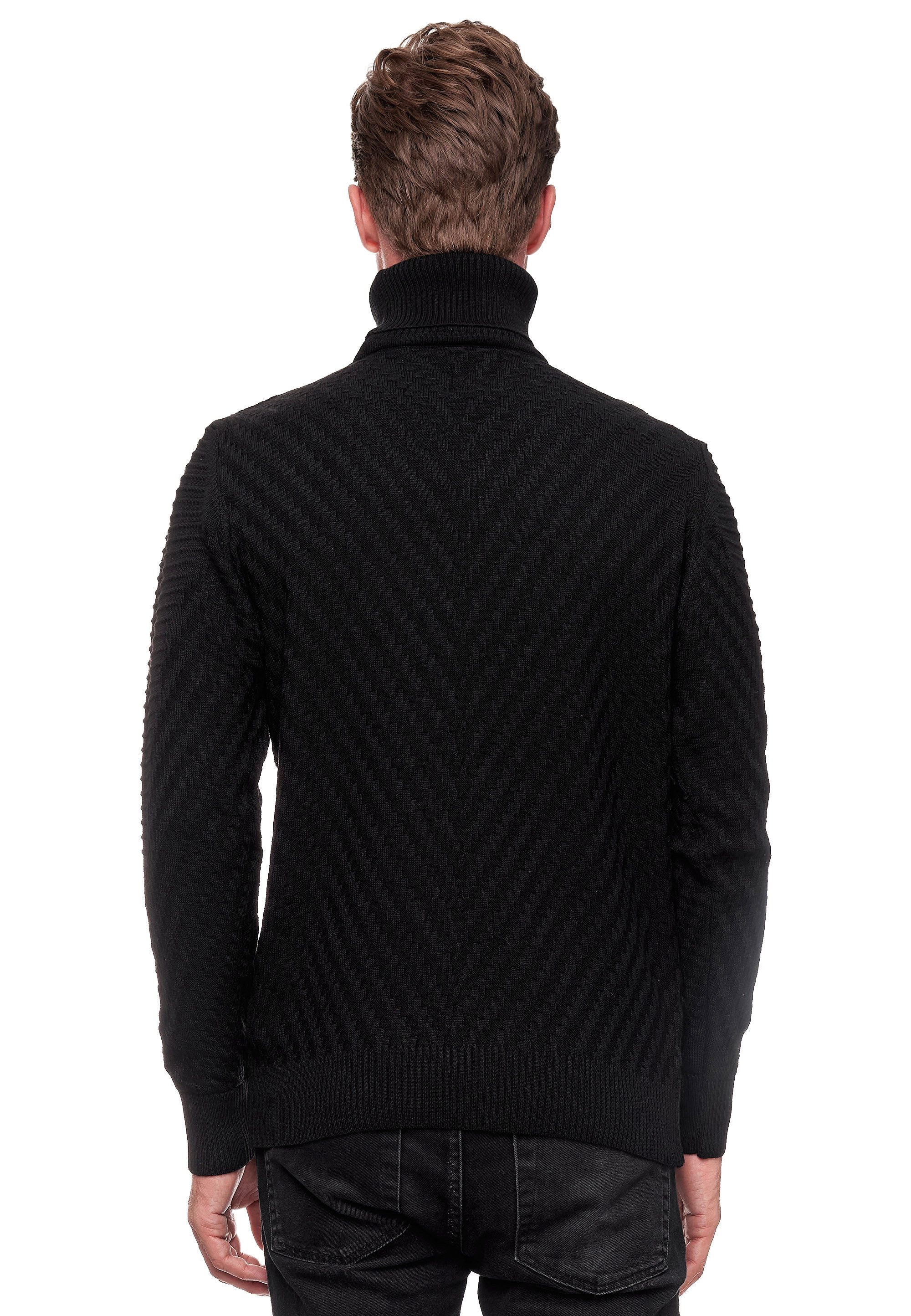 Rusty Neal Rollkragenpullover in stilvollem Feinstrick