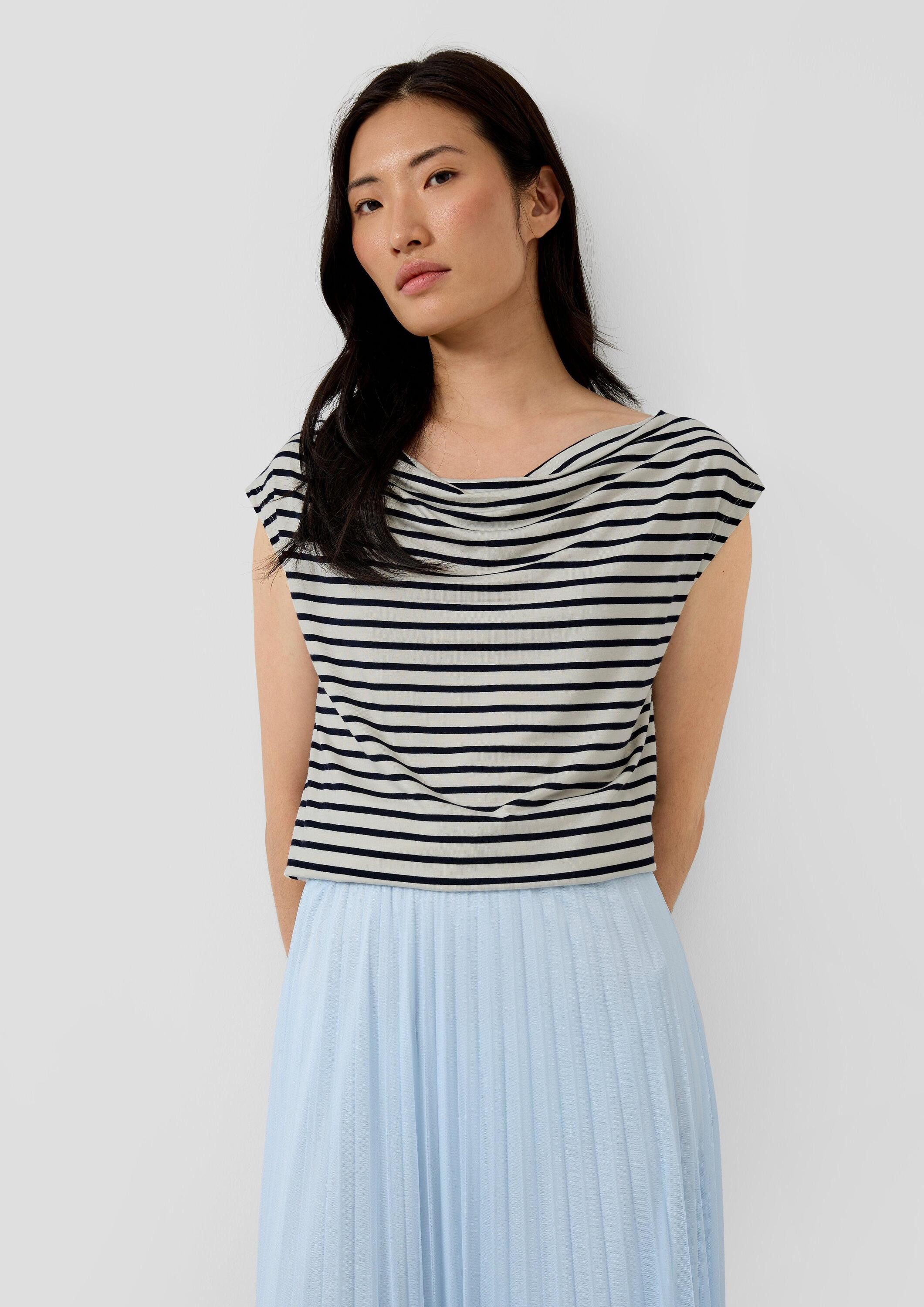 s.Oliver Kurzarmshirt T-Shirt Viskoseshirt mit Wasserfall-Ausschnitt und Streifen