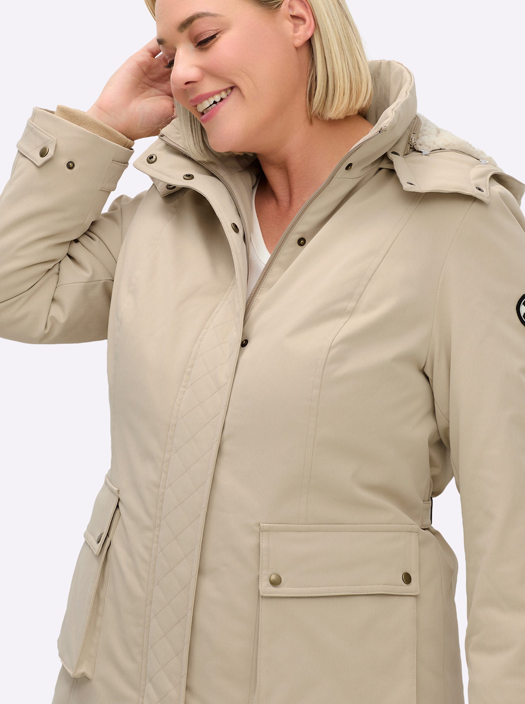 Sheego Allwetterjacke Parka .