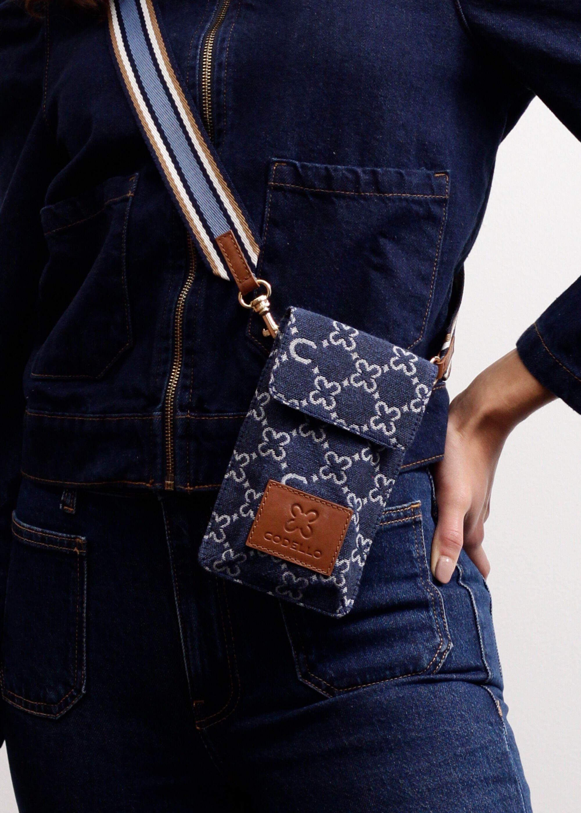 Codello Handytasche Monogramm, mit Monogramm-Muster