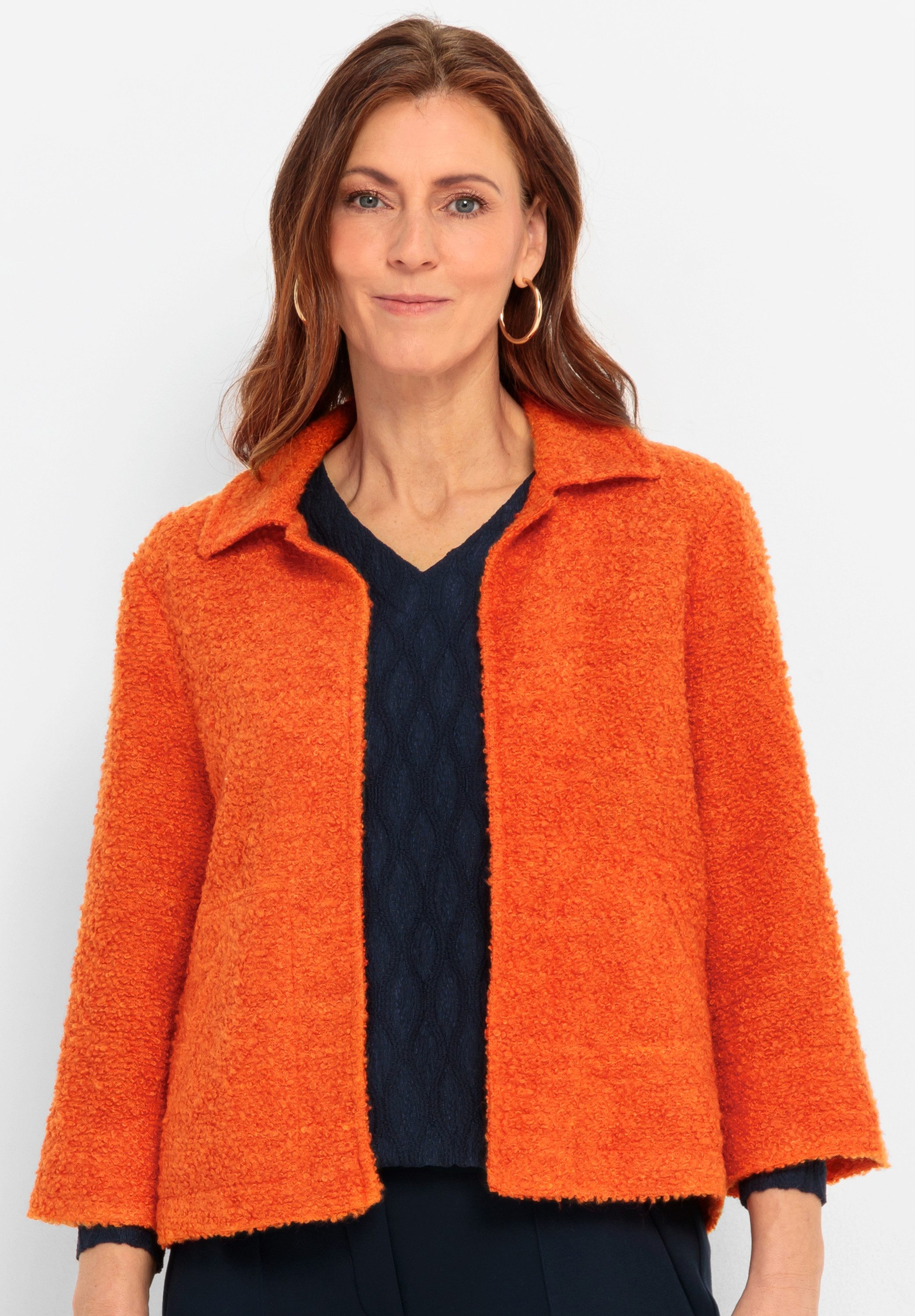 bianca Kurzblazer KATE in weicher Bouclé-Optik