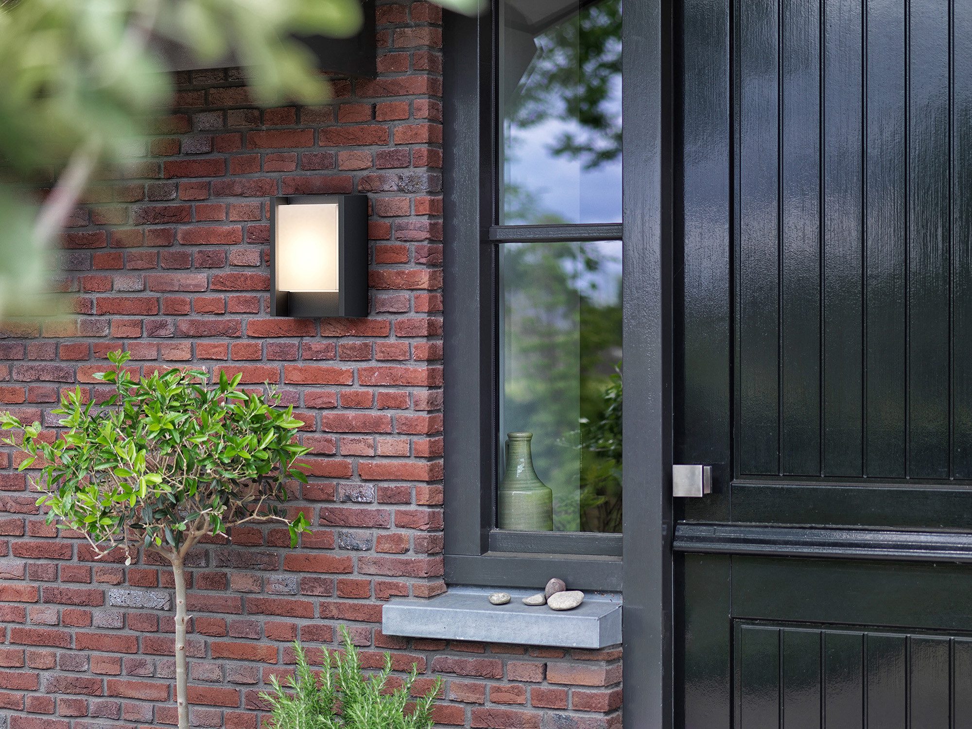 Philips LED Außen-Wandleuchte myGarden Arbour, 600lm, Anthrazit, Abschaltautomatik, Bewegungsmelder, Leuchtdauer einstellbar, Memoryfunktion, LED fest integriert, Warmweiß
