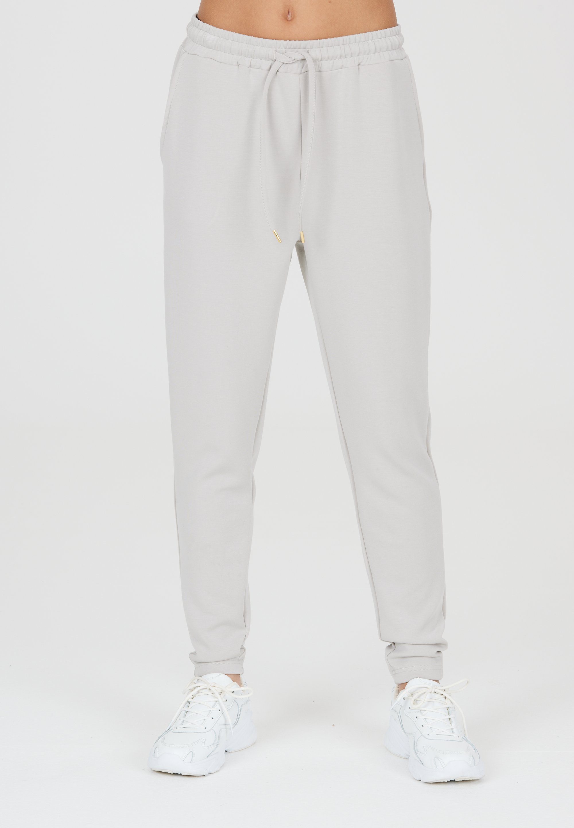 ATHLECIA Sweathose Jacey aus weichem Modalmix offwhite