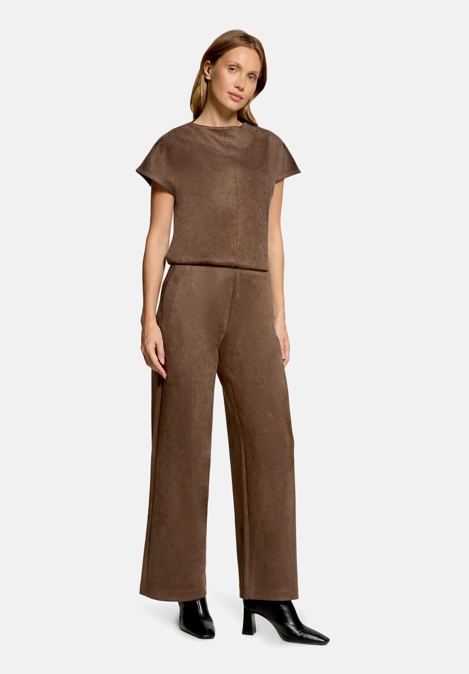 Cartoon Culotte Damen mit weitem Bein