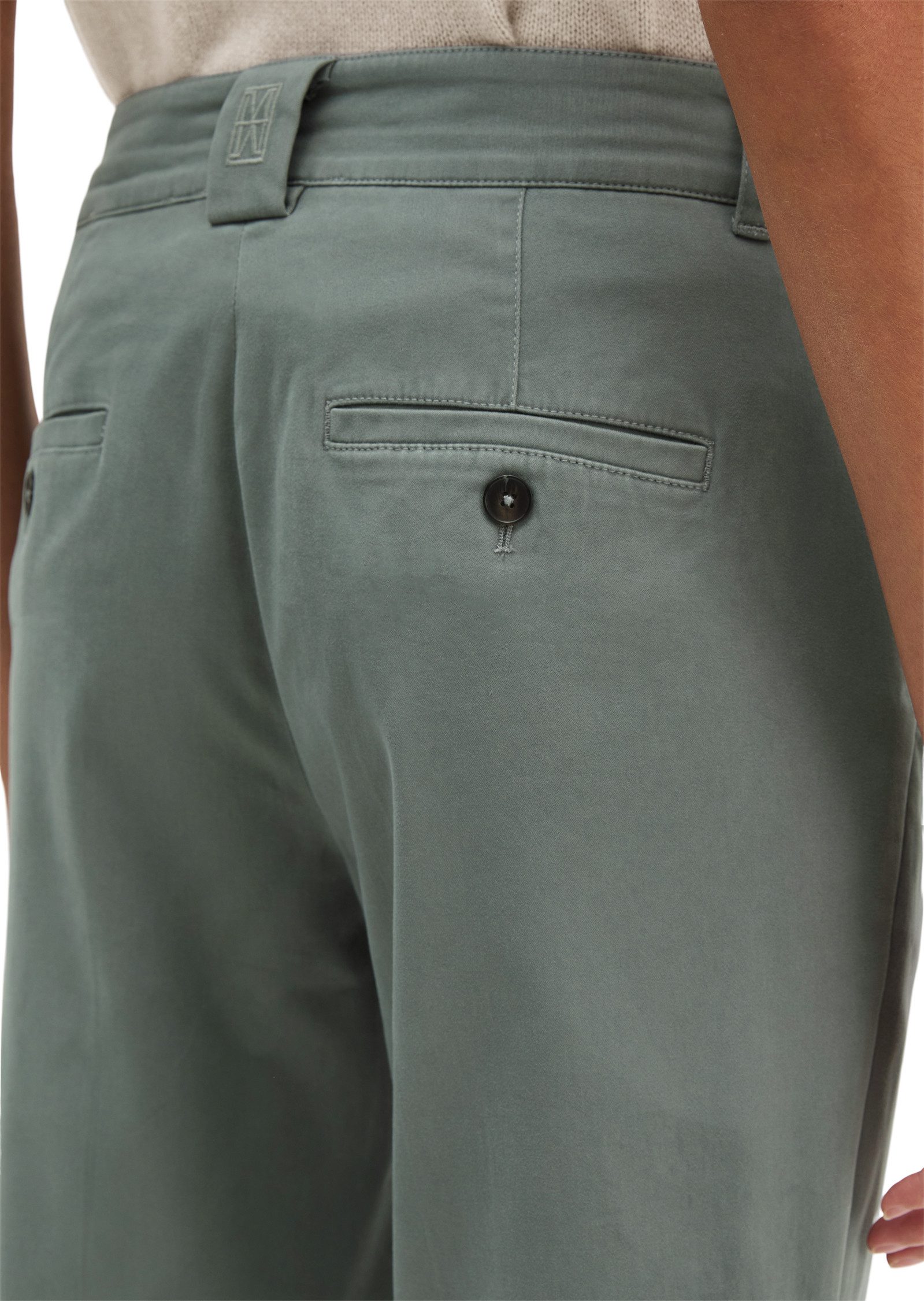 Marc O'Polo 7/8-Hose MARTHE FLARED aus Baumwoll-Stretch-Satin, Flared Fit – Bild 3 von 5