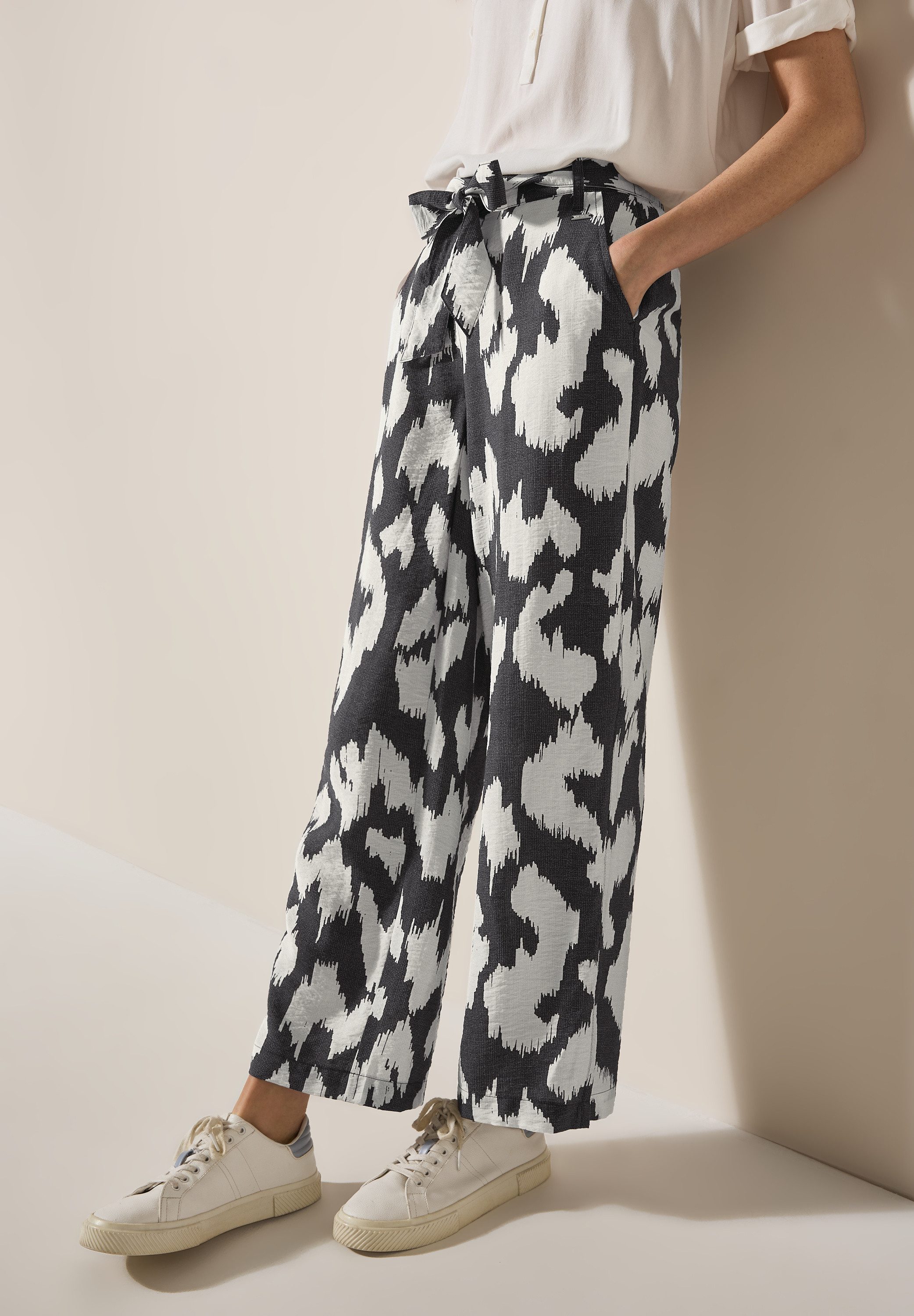 CECIL Stoffhose Style Neele mit grafischem günstig online kaufen