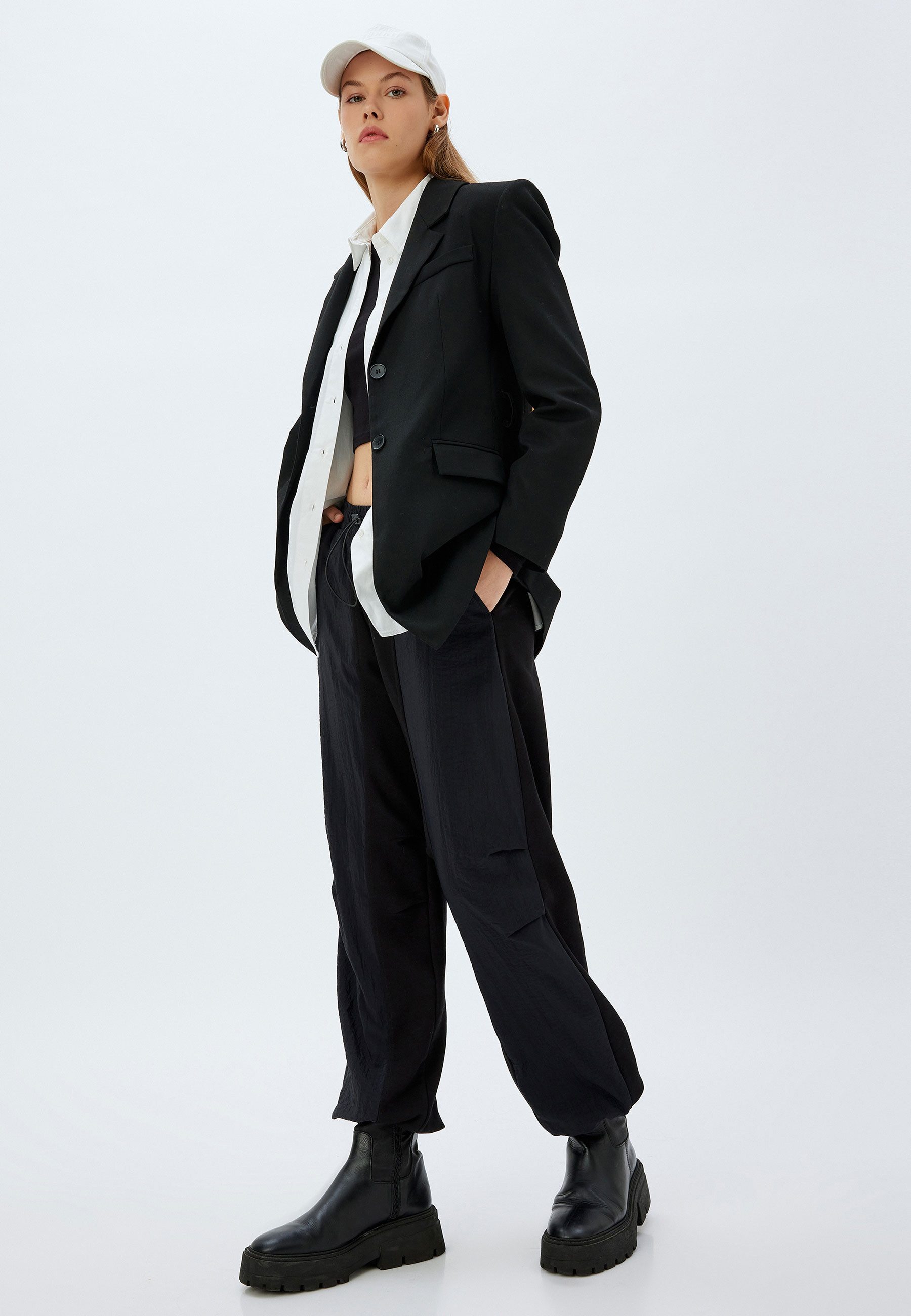 Koton Sweathose Jogger Einsatz Von Zwei Verschiedenen Stoffen