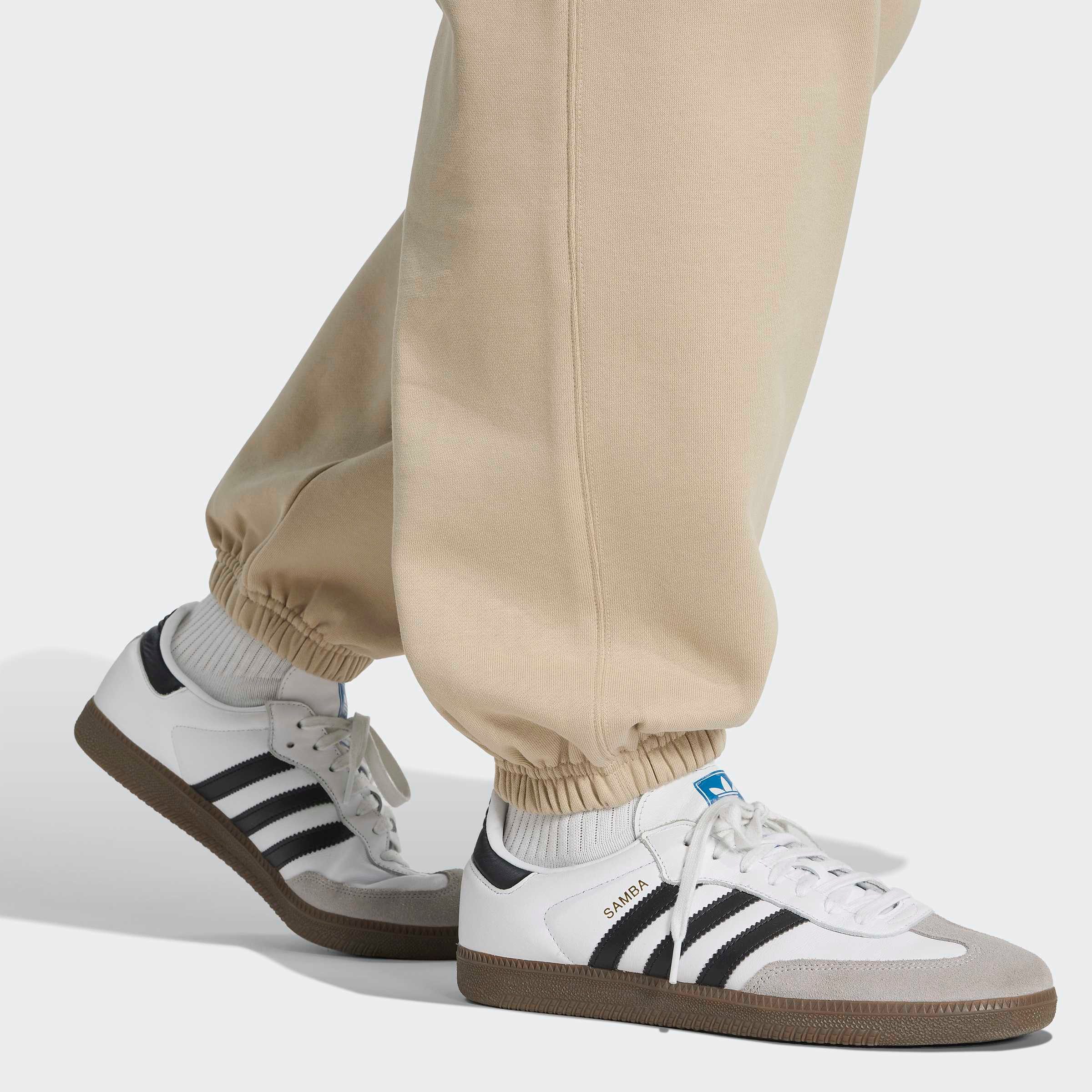 adidas Originals Sporthose TREFOIL ESSENTIALS, LOCKER GESCHNITTEN, FLEECE