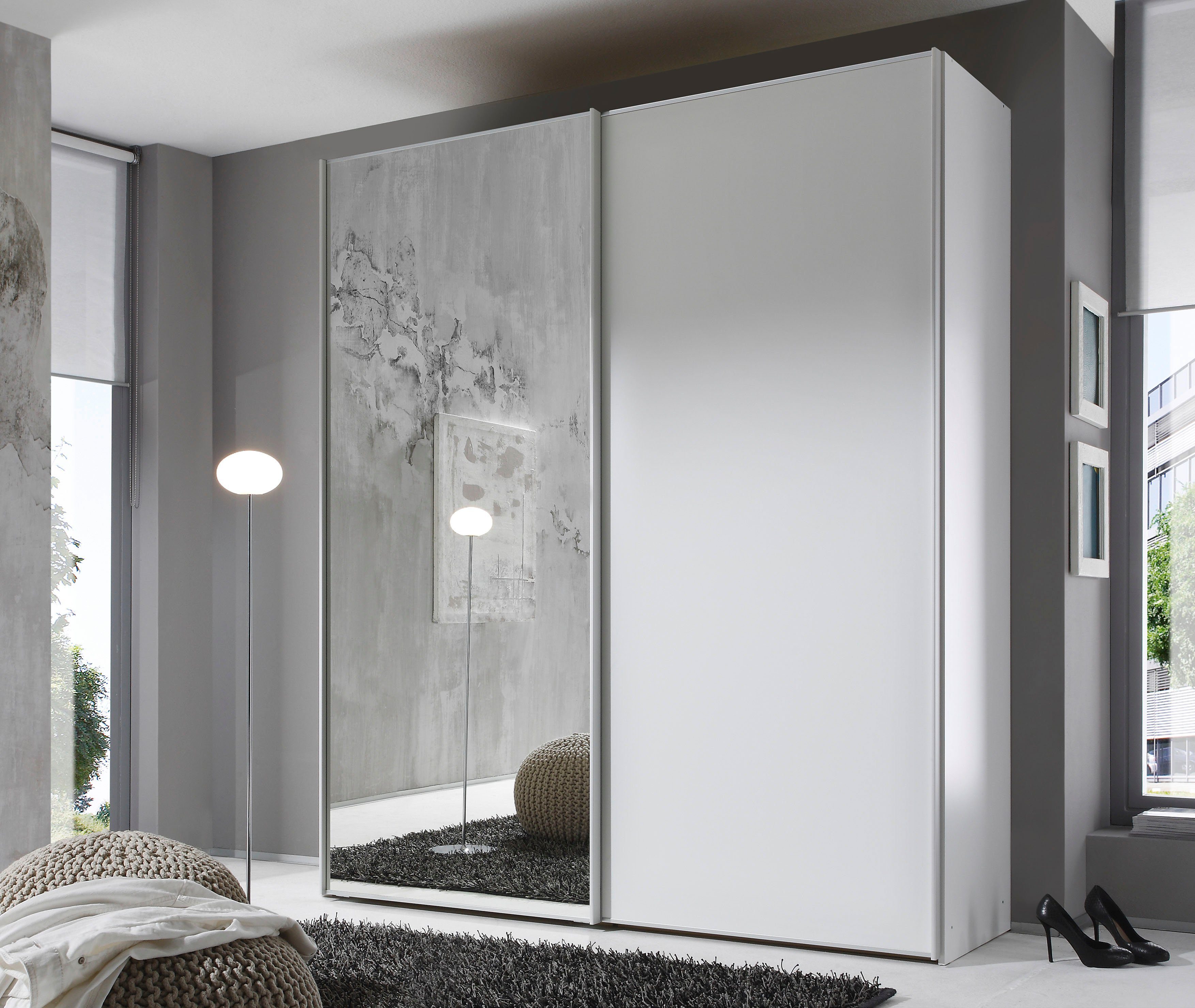 STAUD Schwebetürenschrank Sinfonie Plus, edles Design in hochwertiger Qualität, Made in Germany Mit Spiegeltüre und vier verschiedenen Ausstattungsvarianten