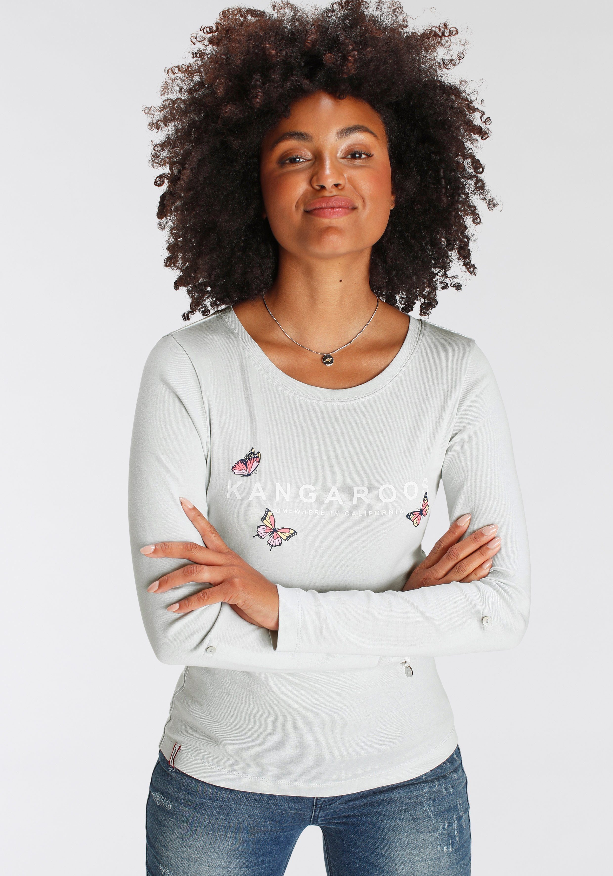 KangaROOS Langarmshirt krempelbare Ärmel, sehr figurbetonter Schnitt günstig online kaufen