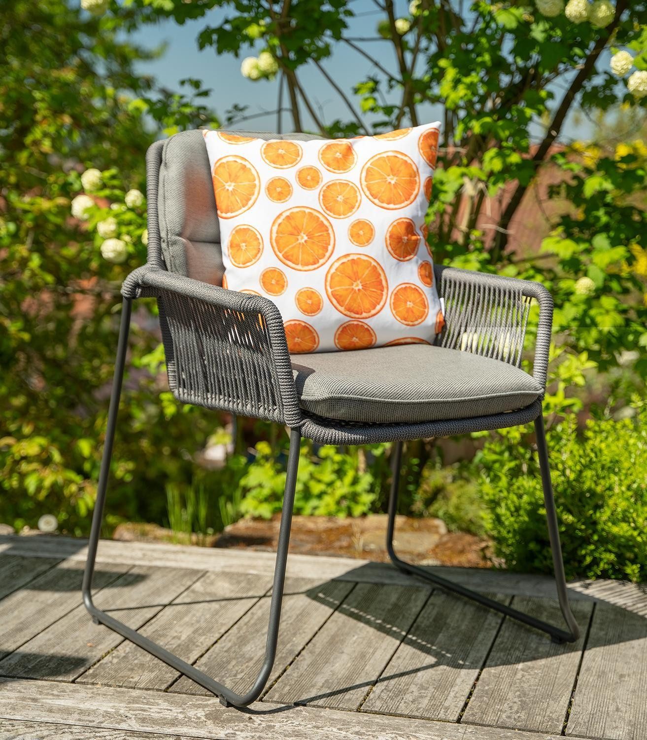 BOLTZE GRUPPE GmbH Dekokissen ORANGY, 45 x 45 cm, Orange, Weiß, Outdoorgeeignet, mit Füllung, Waschbar bis 30 °C