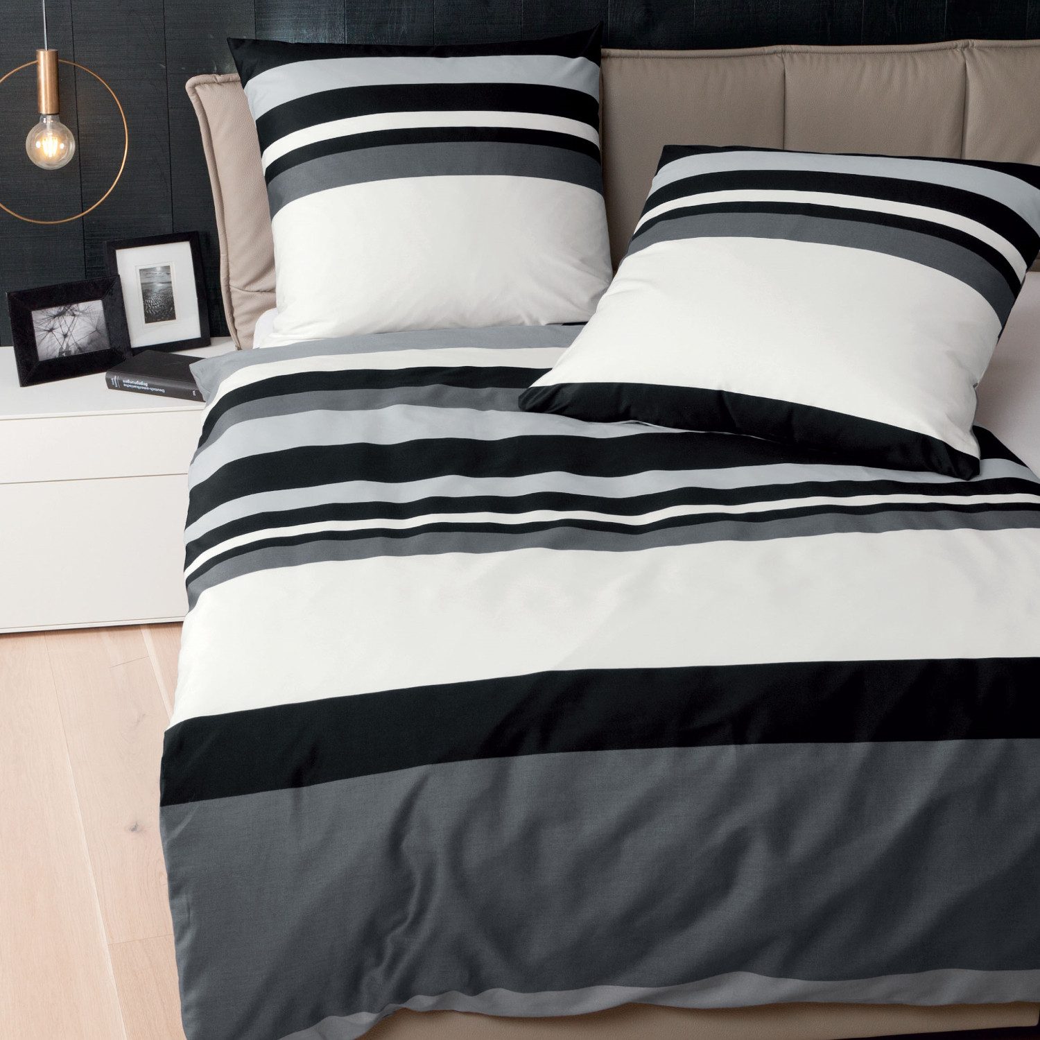 Janine Bettwäsche Bettwäsche Janine Mako Satin J.D. 8478-08 Streifen weiß grau, Mako Satin, 2 teilig, Klimaneutrale Herstellung, Verpackung 100% Recycelbar