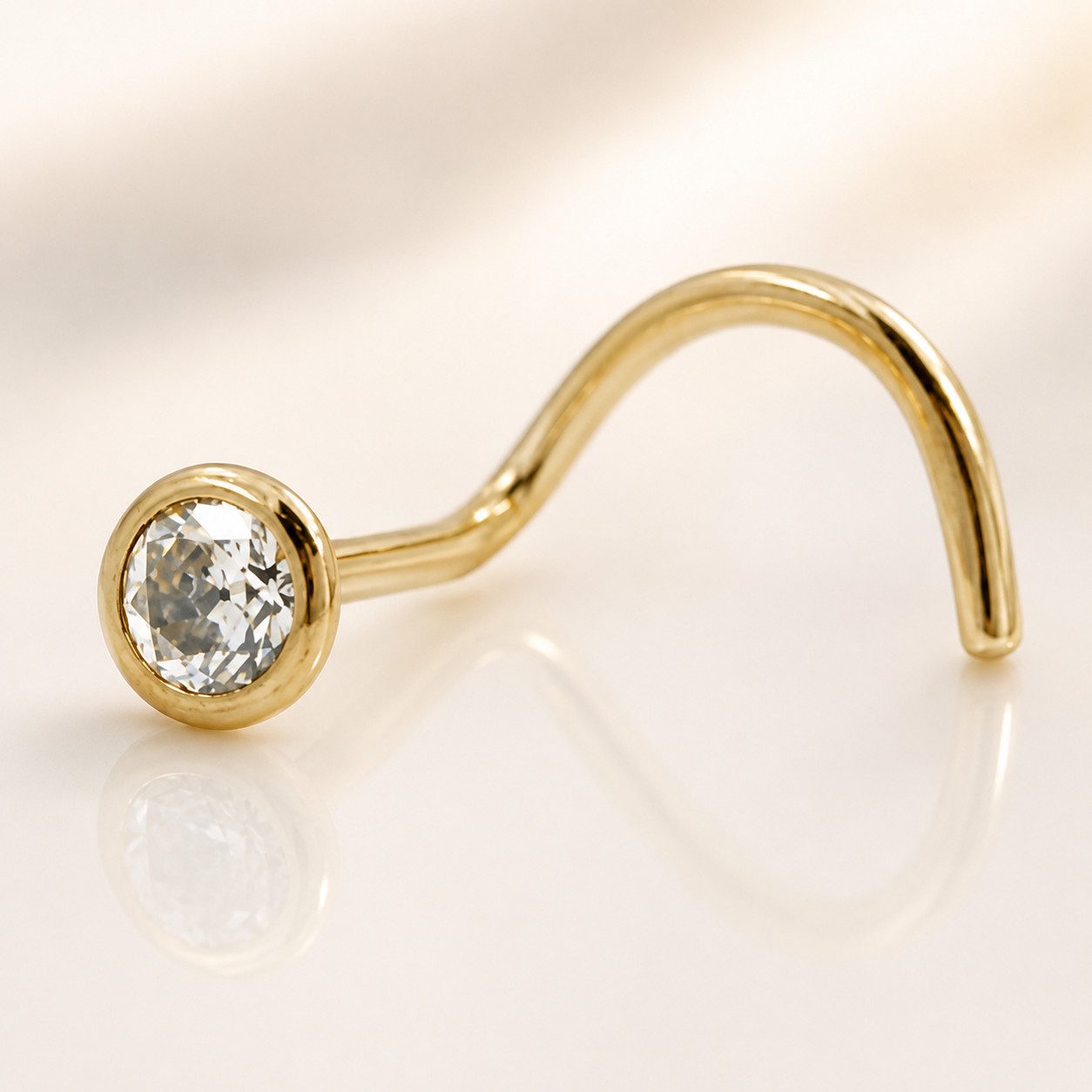 unbespielt Nasenpiercing Nasenstecker 2,5 mm Zirkonia rund 375 Gold 9 Karat Gelbgold Spirale, Goldschmuck für Damen und Herren