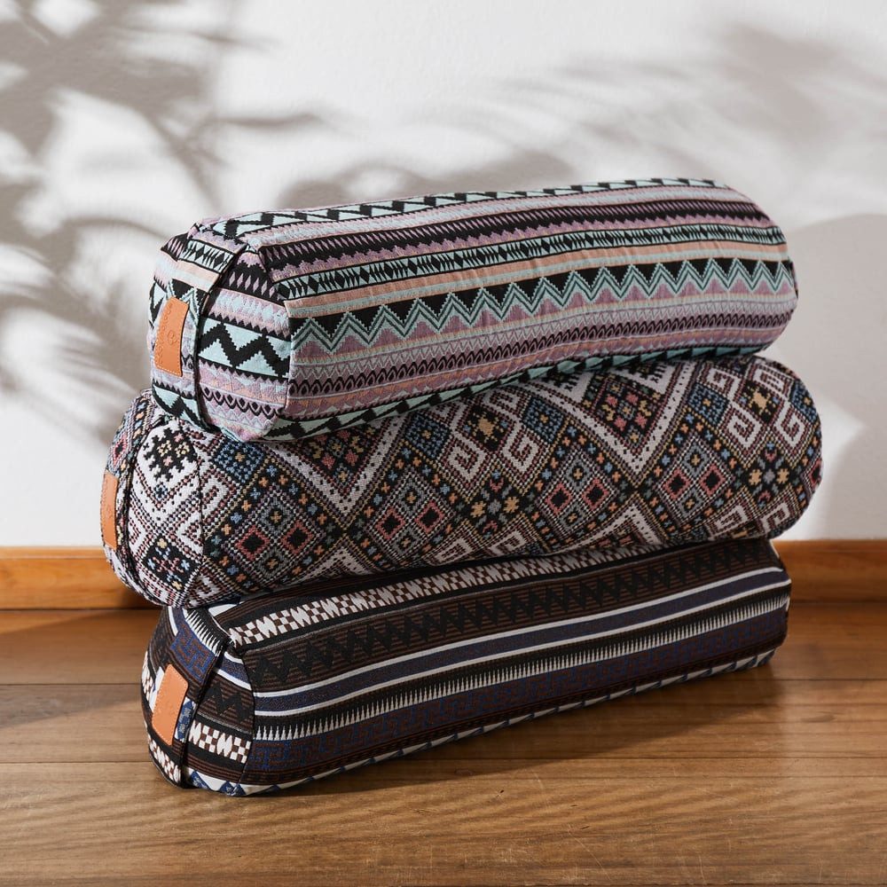 #DoYourYoga Yoga Bolster Yoga-Bolster Tarik - gefüllt mit Bio-Buchweizenschalen, Bodensitzkissen Asanas Meditation Pilates Körper Geist 68x22x22cm