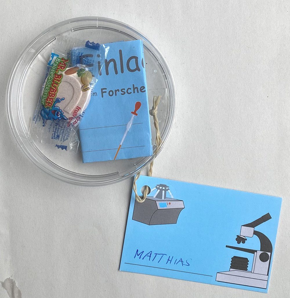 mit Einladungskarten Säckchen", Pipetten, kleine myExperimentSet Experiment! "Petrischale Einladungen und und Süßigkeit