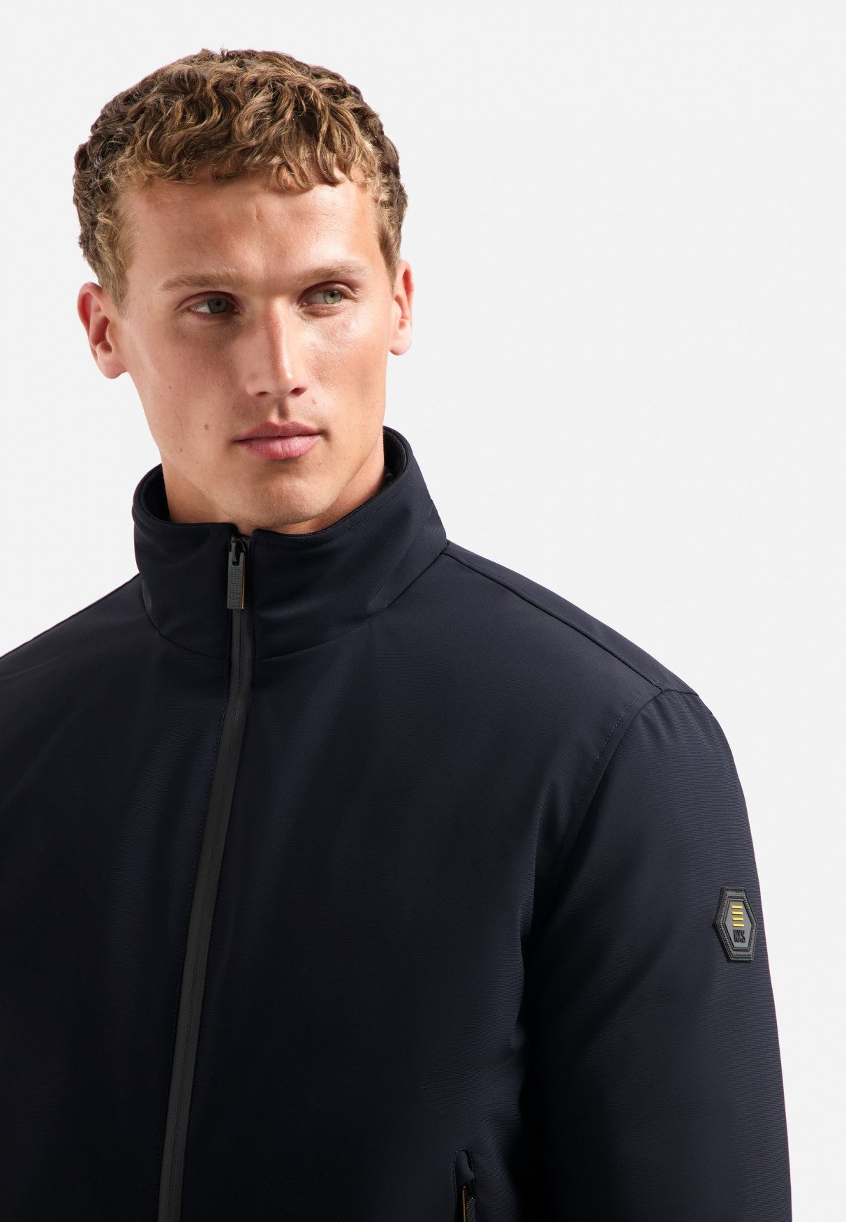 NO EXCESS Steppjacke No Excess Stretchjacke Jacket Short Fit Padded Stretch